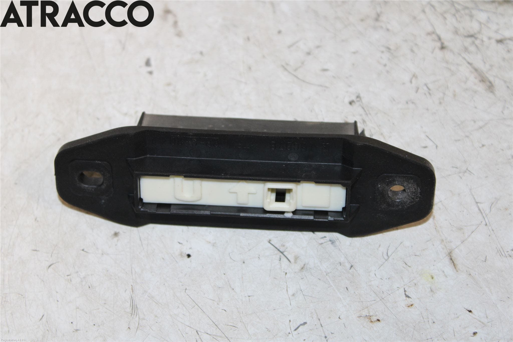 Toyota AURIS 13-19 Bakluke Handtak Ytre