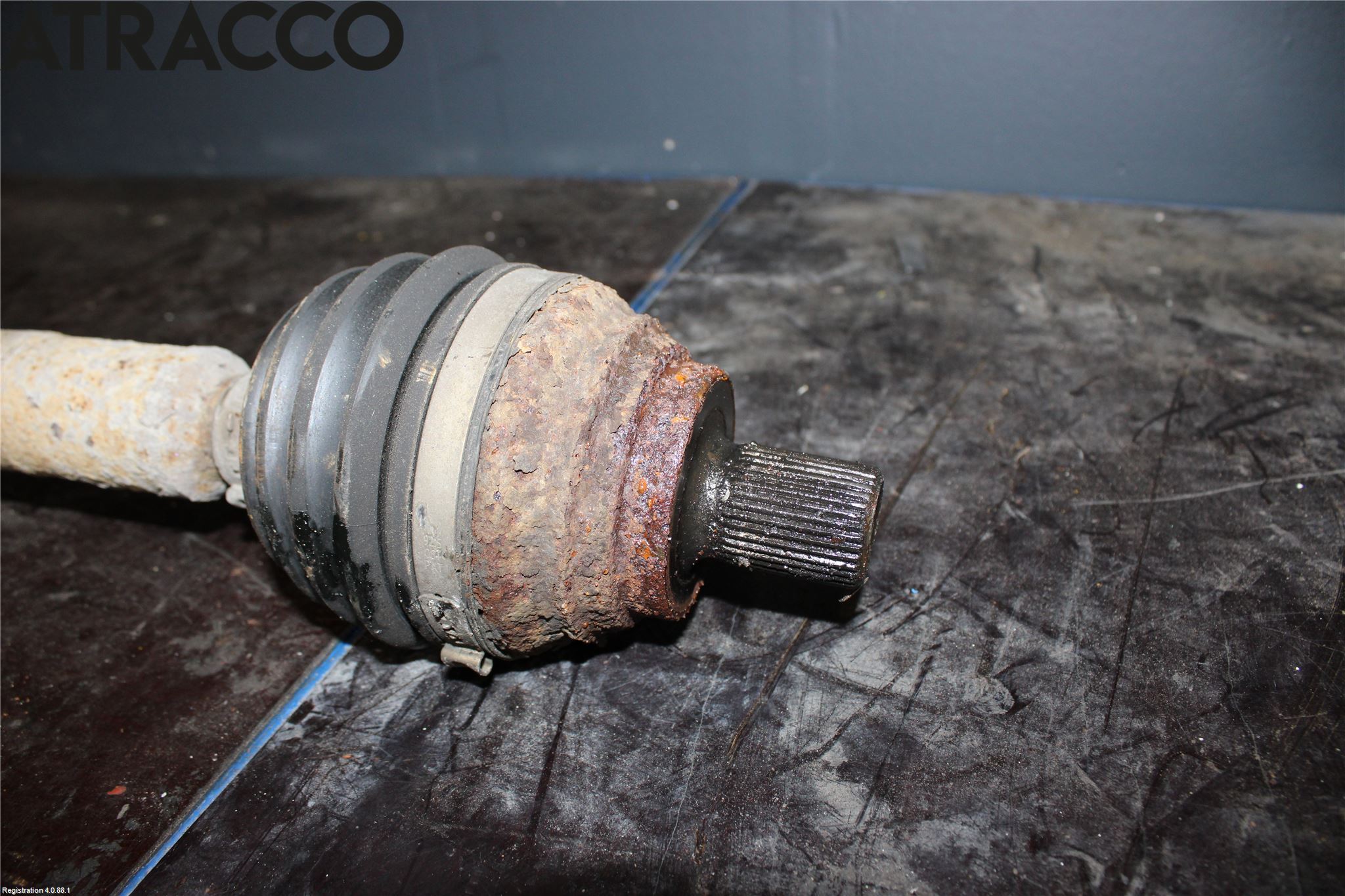 BMW 1 E87/81 5D/3D 03-11 Drivaksel Bak Kompl Høyre