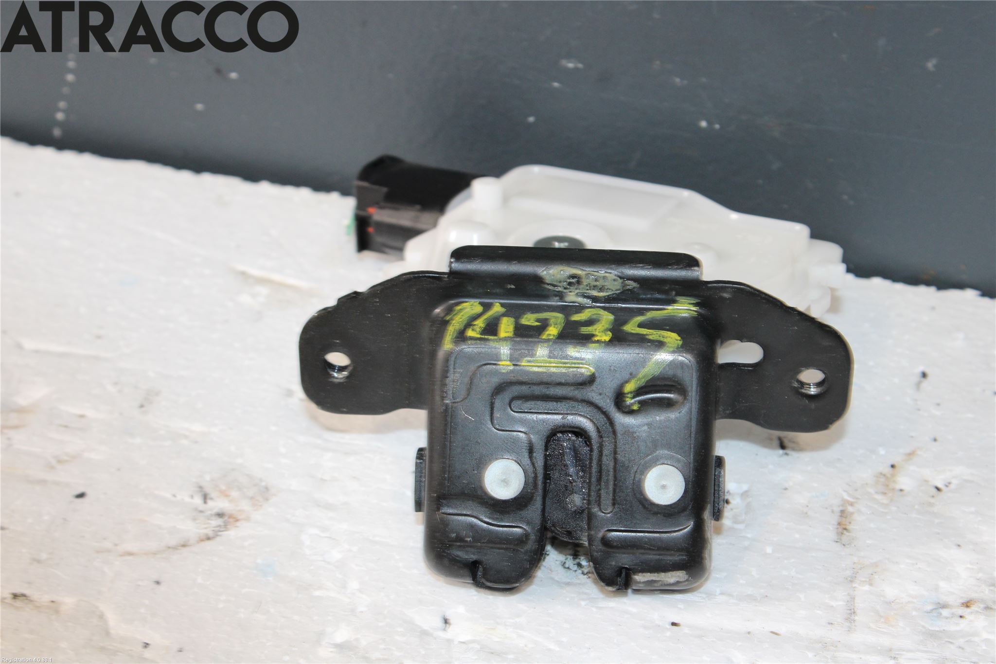 Toyota AURIS 13-19 Bakluke-Lokk Låsekasse