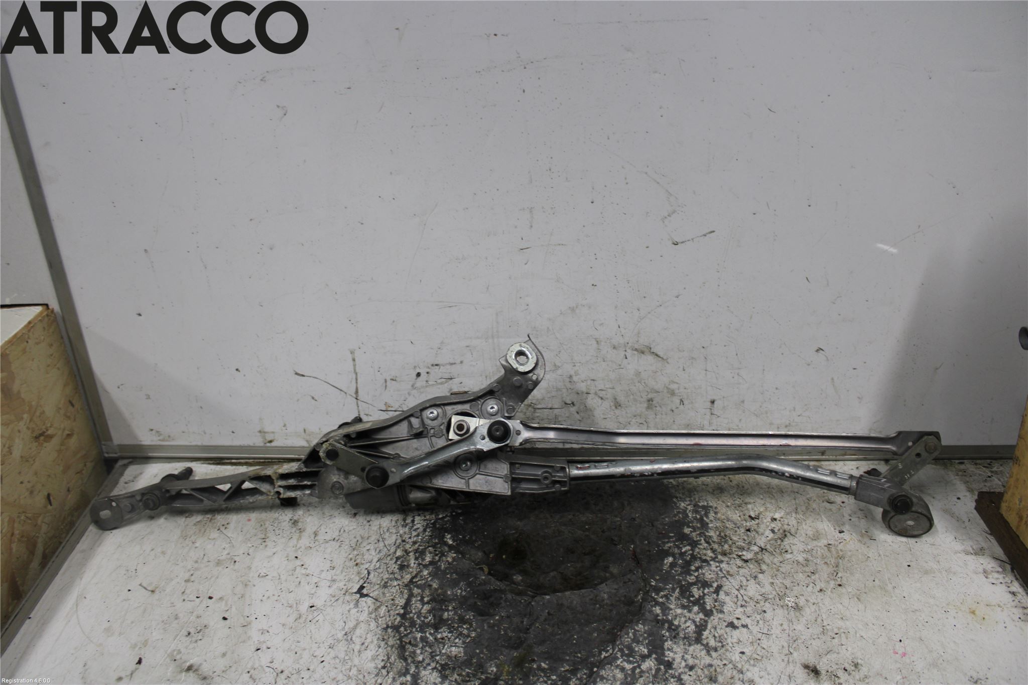 Mercedes-Benz MB E-KLASS (W212) 09-16 Viskermotor Frontrute