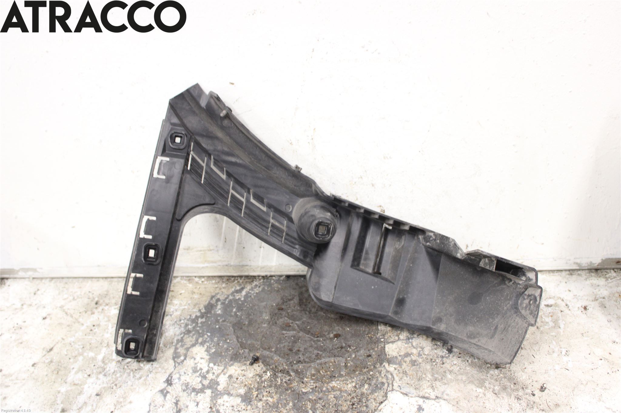 Volvo XC90 07-14 Støtfangerfeste Bak Venstre