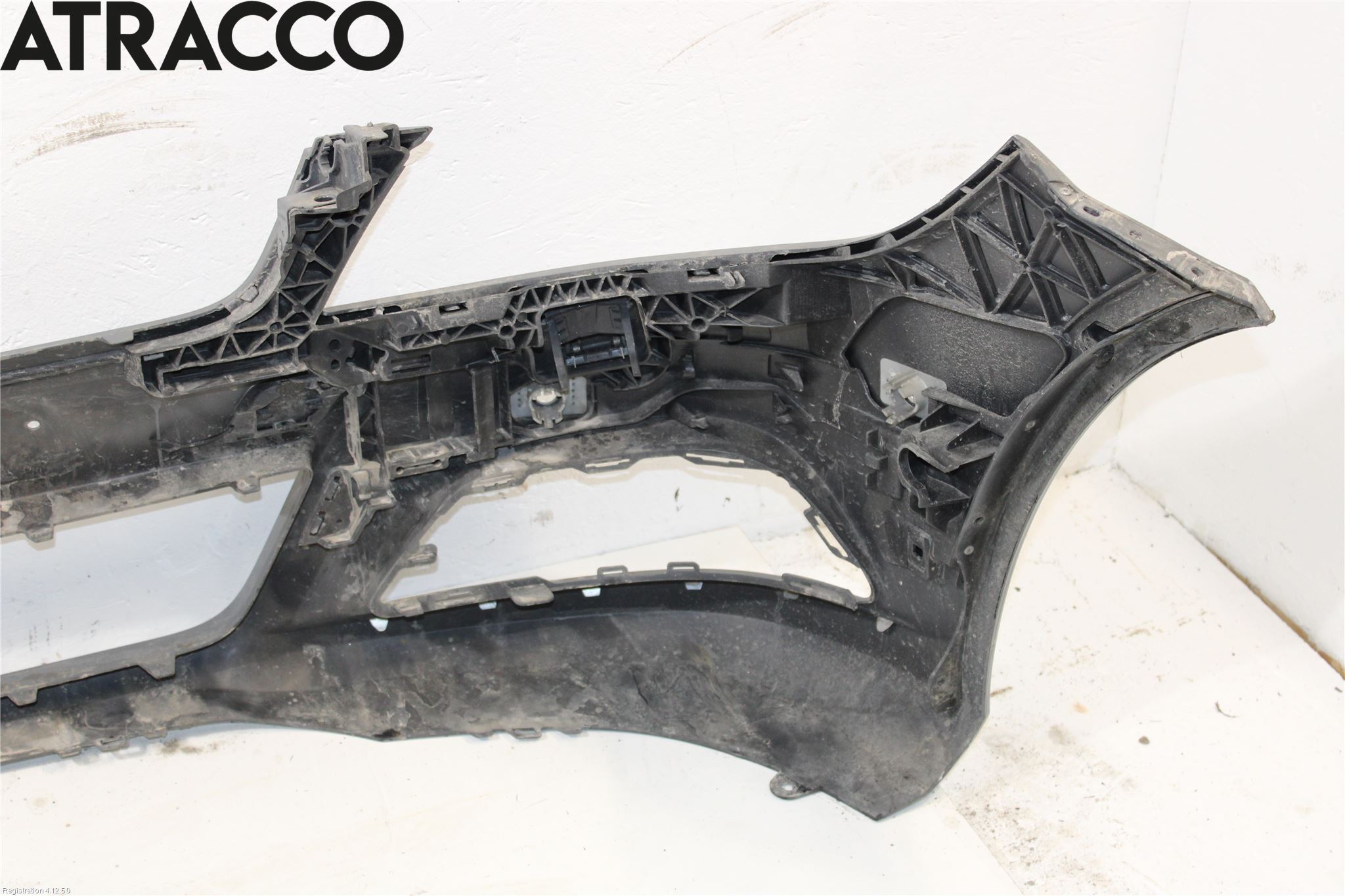 Mercedes-Benz MB C-KLASS (W204) 07-15 Støtfanger Foran