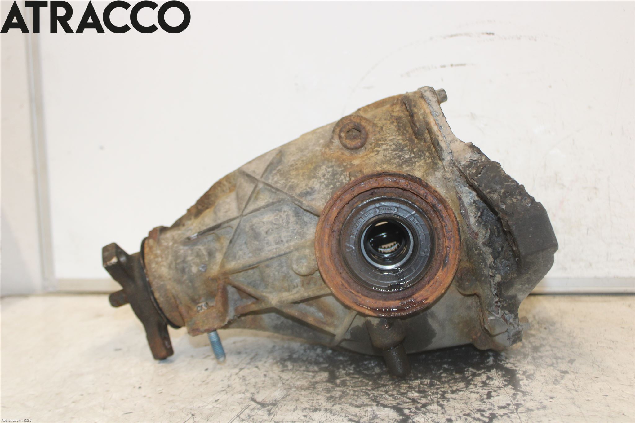 Mercedes-Benz MB E-KLASS (W212) 09-16 Bakaksel Kardang Bak -Diff