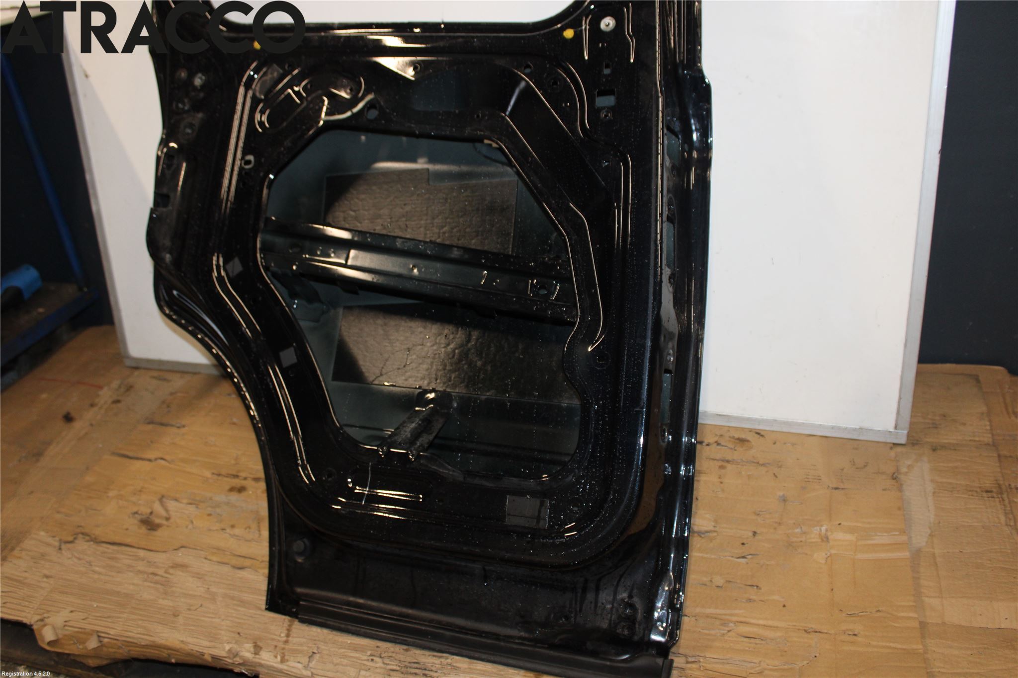 Ford TRANSIT/TOURNEO COURIER 13-23 Dør Skyvedør Venstre