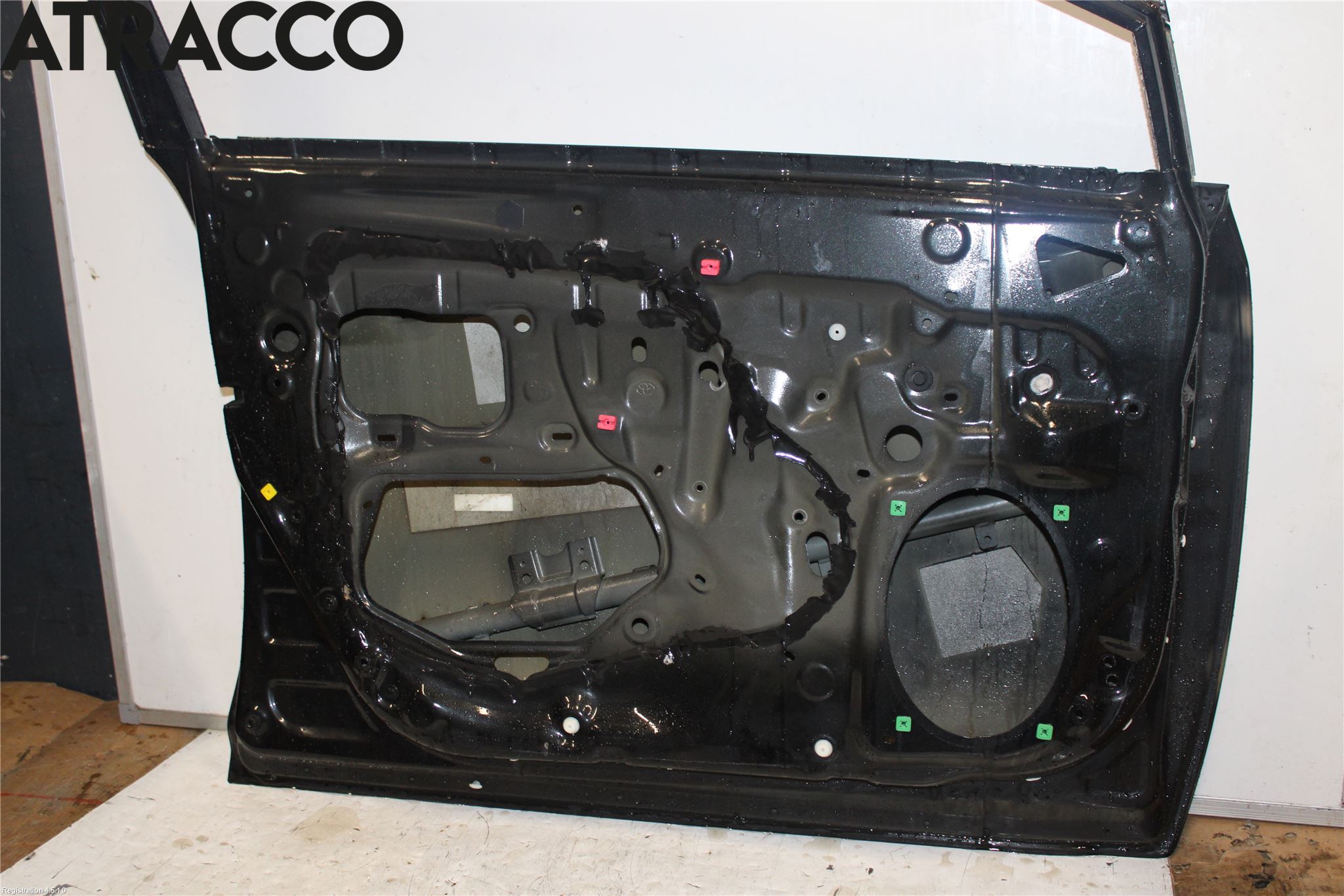 Toyota AVENSIS 09-15 Dør 4D Foran Venstre