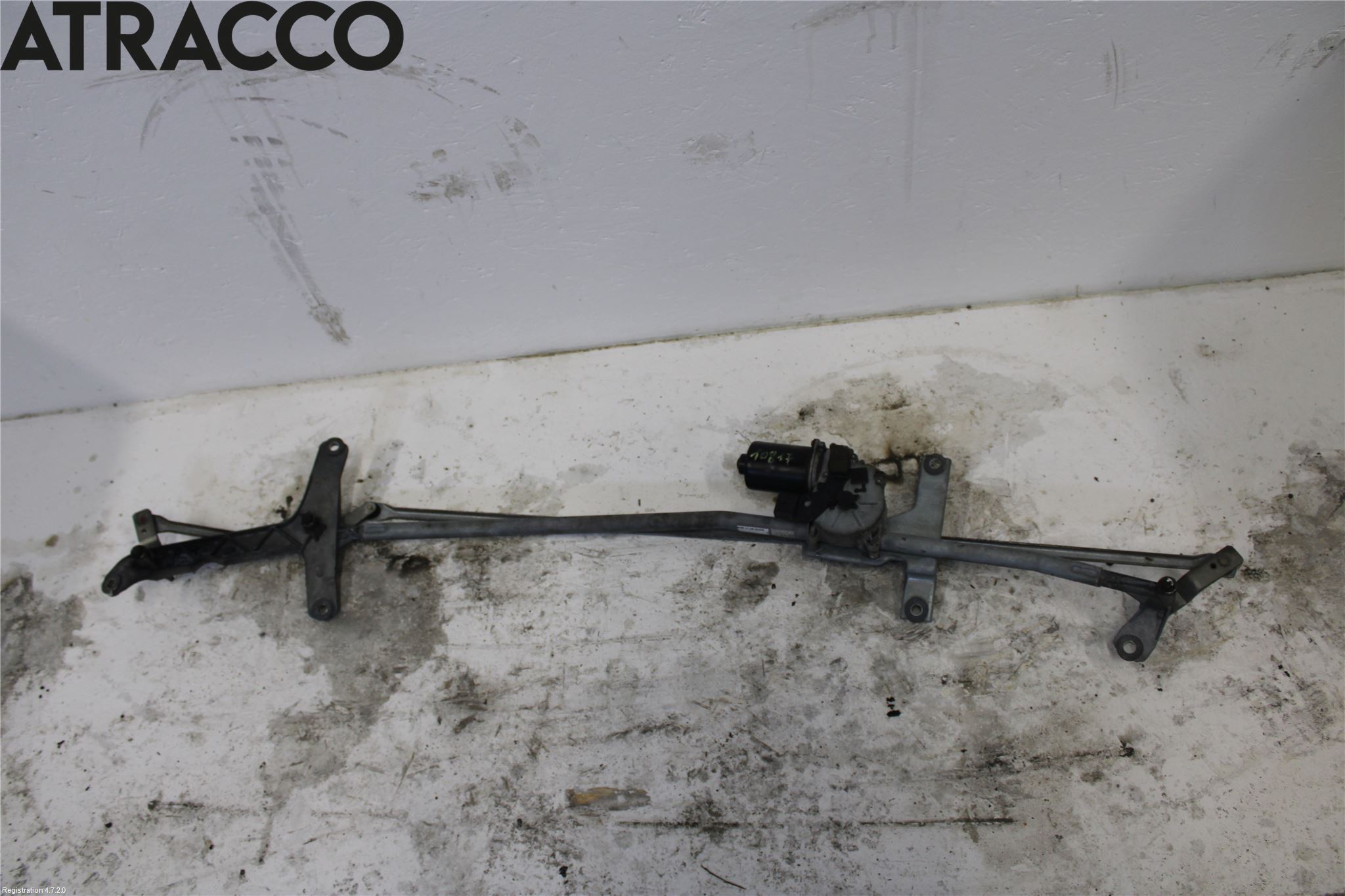 Mercedes-Benz MB VITO/VIANO (W639) 04-14 Viskermotor Frontrute