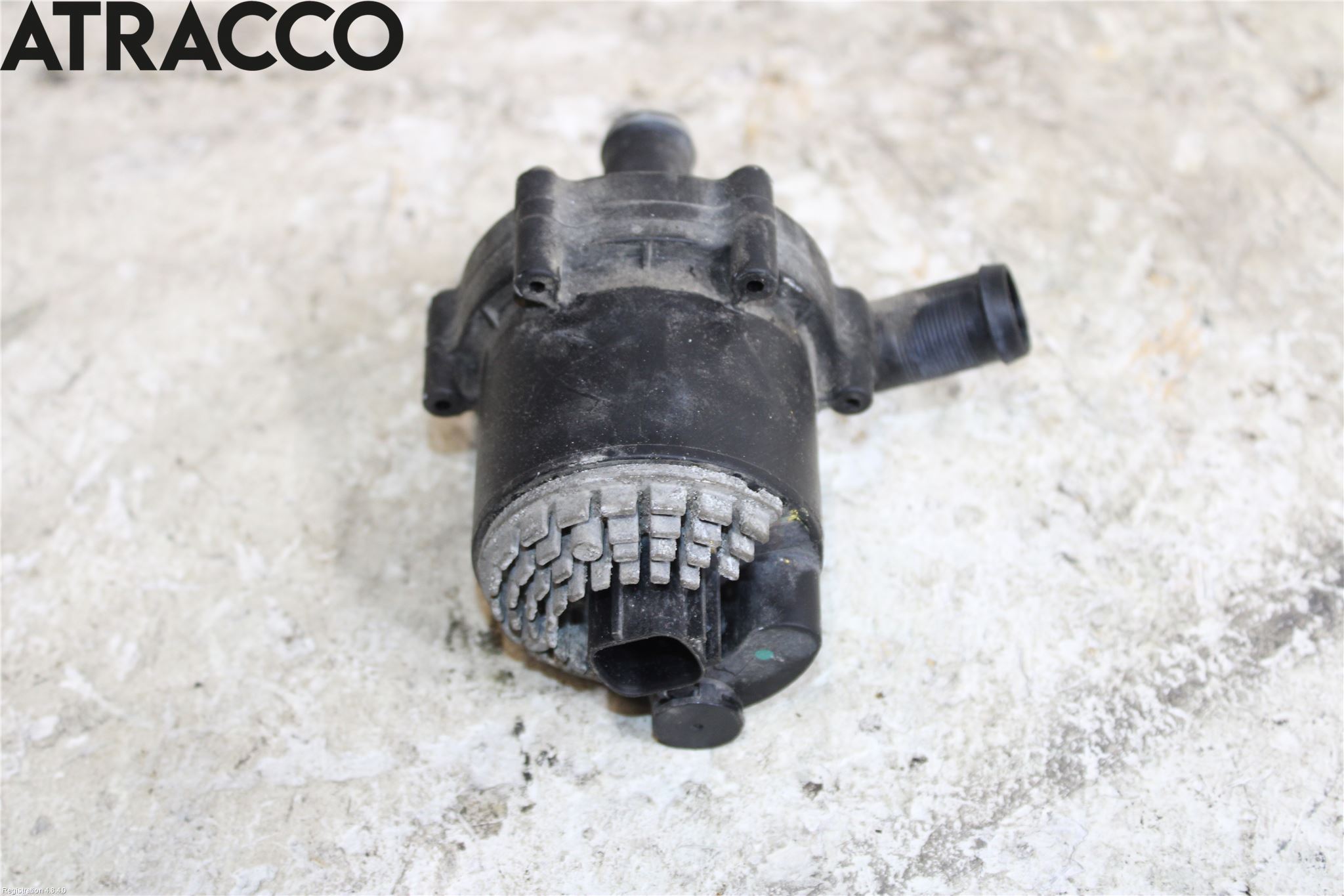 Tesla MODEL S 13- Vannpumpe