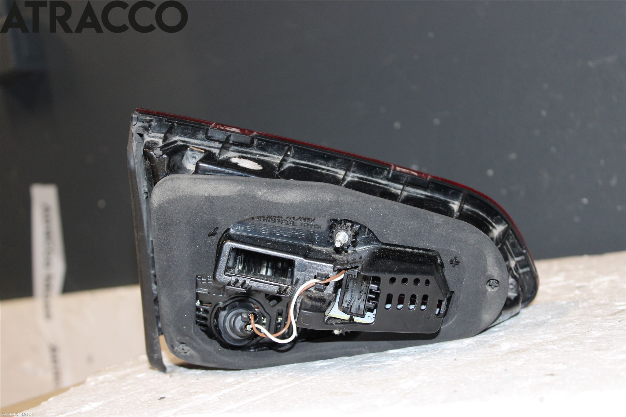 Volkswagen VW GOLF / E-GOLF VII 13-20 Baklykt Høyre  På Luke(Indre)