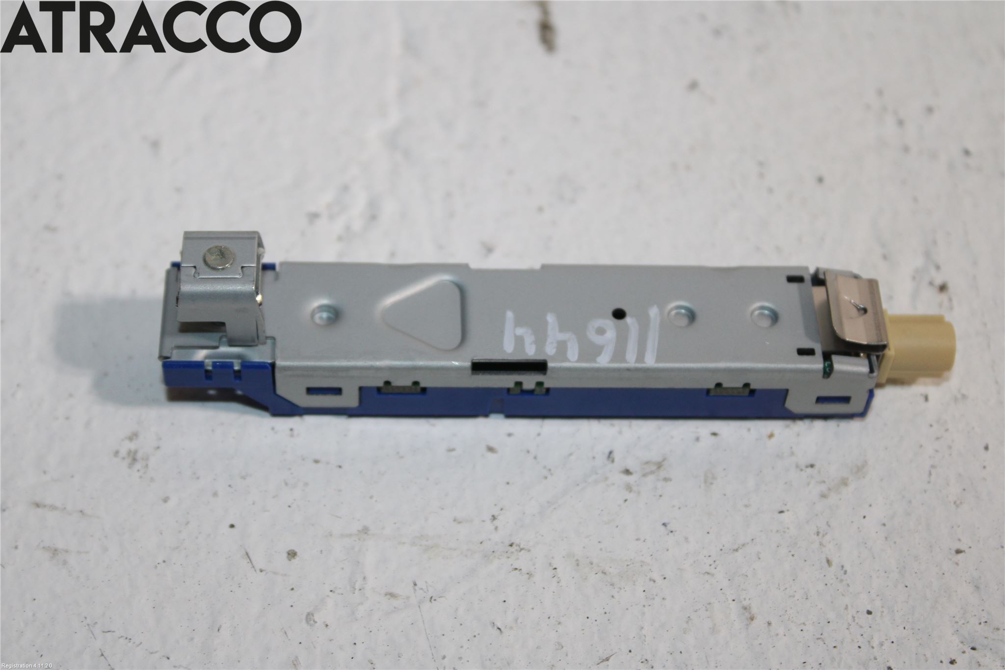 Audi A4/S4 B9 16-19 Stereo Antenneforsterker