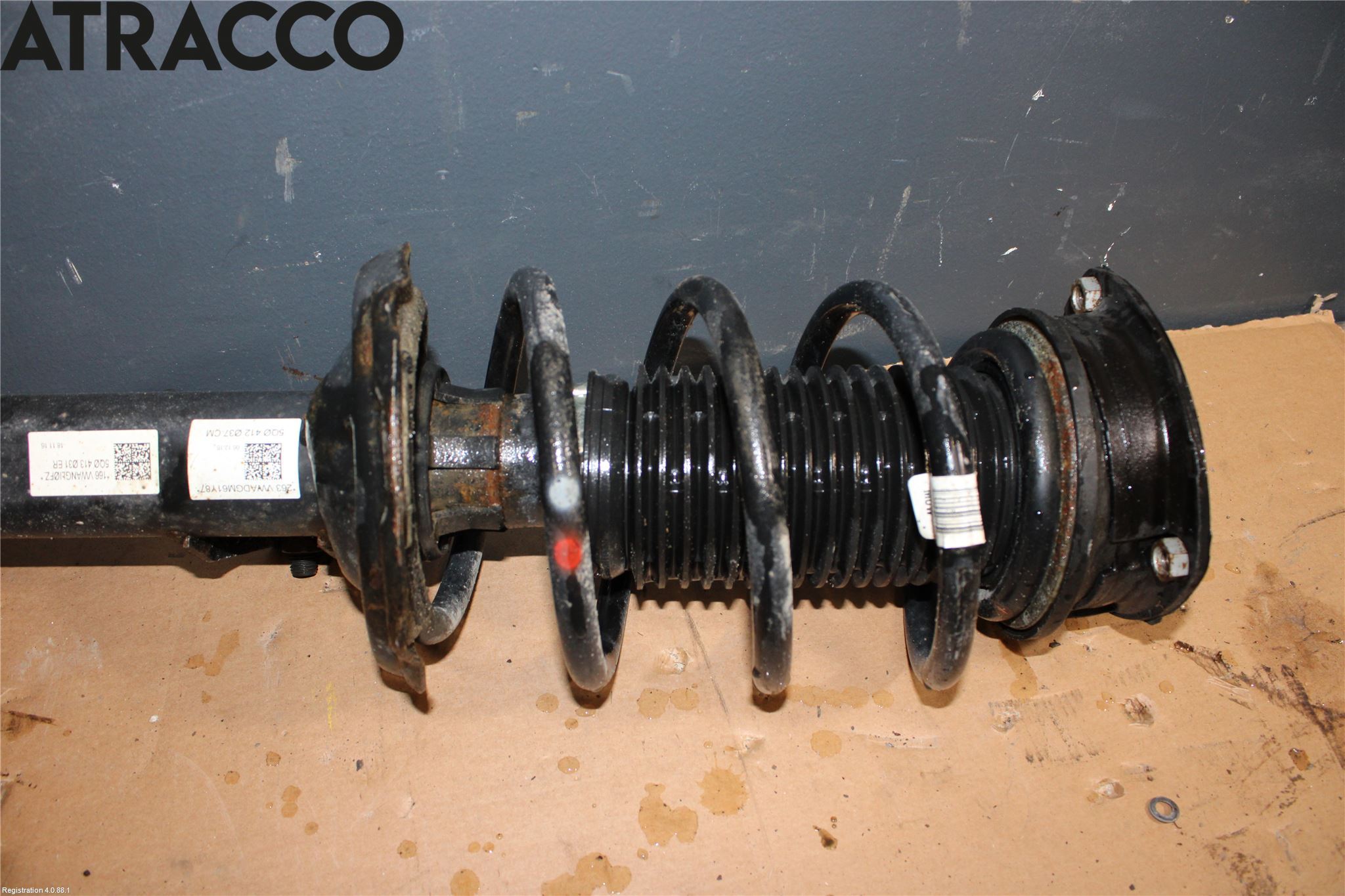 Skoda ROOMSTER Fjærbein Foran Venstre