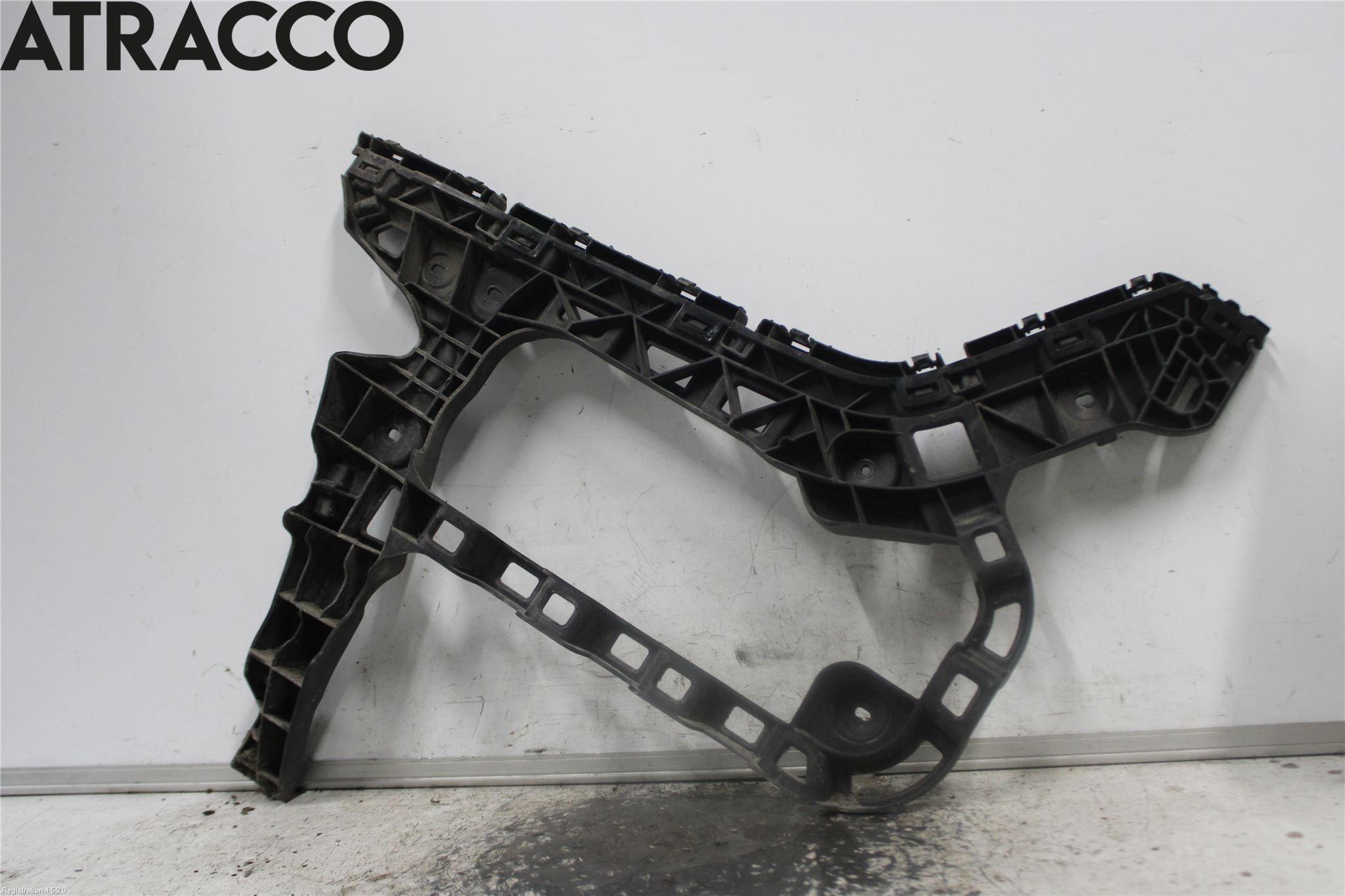 Volkswagen VW PASSAT 15-19 Støtfangerfeste Bak Venstre