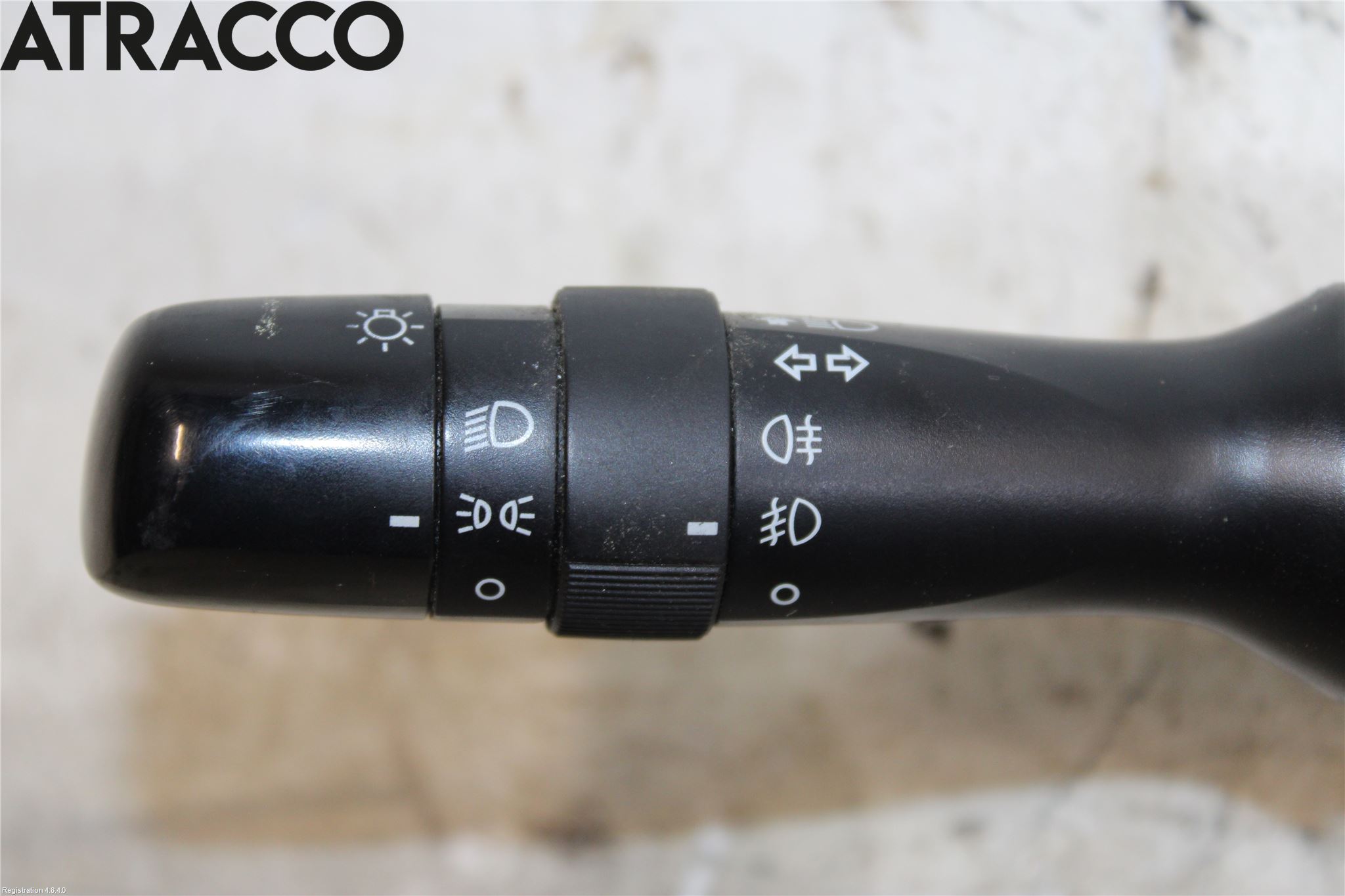 Toyota HILUX 05-16 Bryter Ratt Kombi H Og V