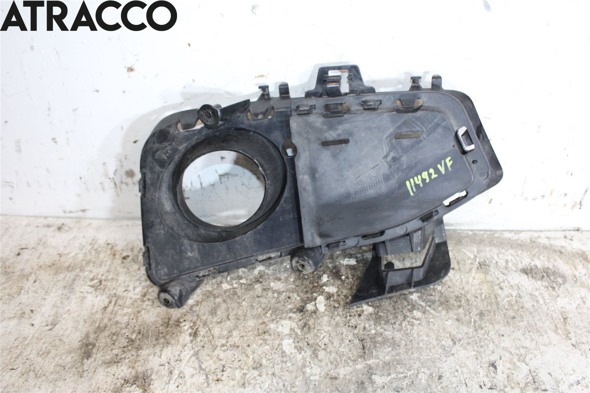 BMW 4 F32/F33/F82/F83 13-20 Frontlykt Ramme V Lyktering