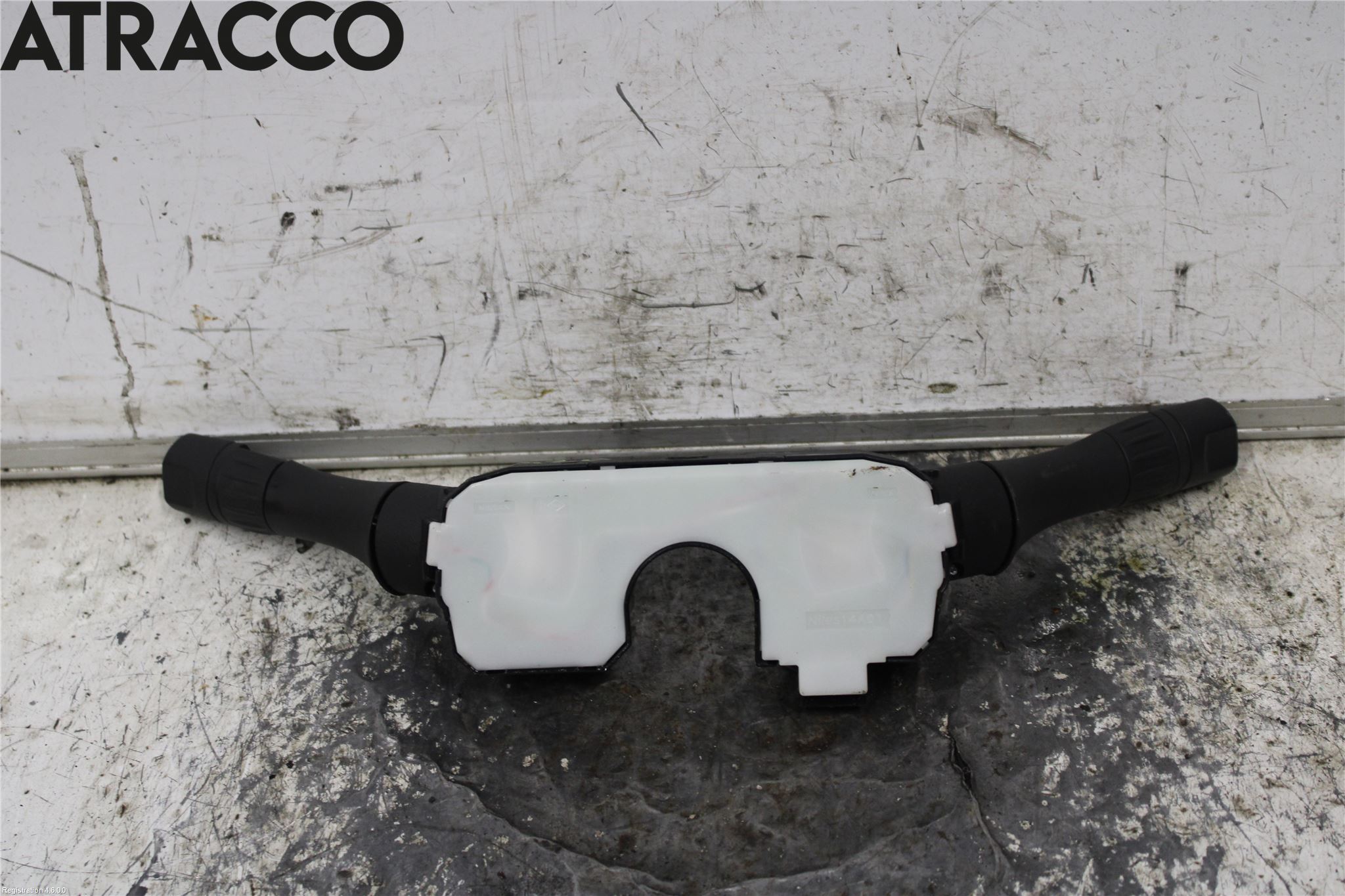 Nissan LEAF 11-17 Bryter Ratt Kombi H Og V