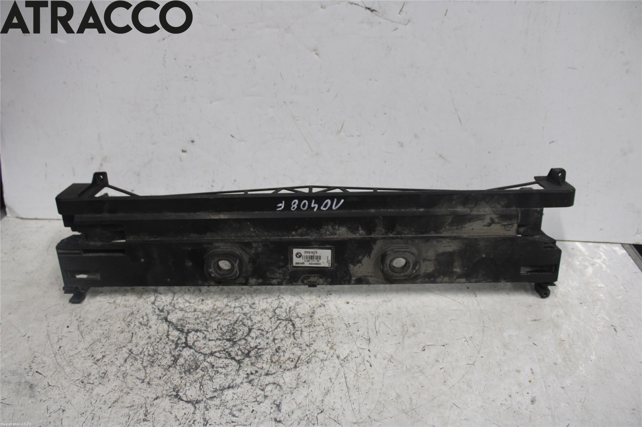 BMW 5 F10/F11/F18 09-17 Radiator Feste - Ramme - Bjelk
