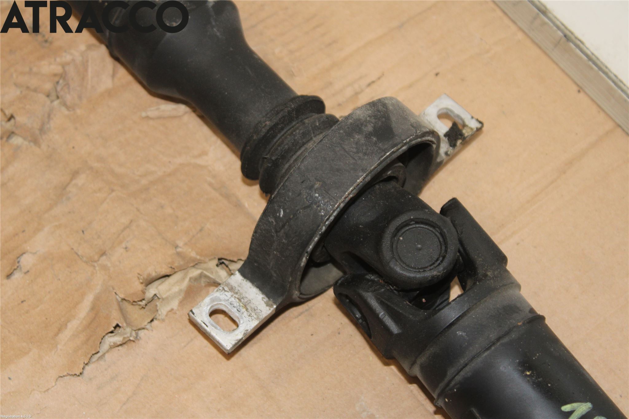 BMW 3 F30/F31/F80 12-19 Mellomaksel Kompl