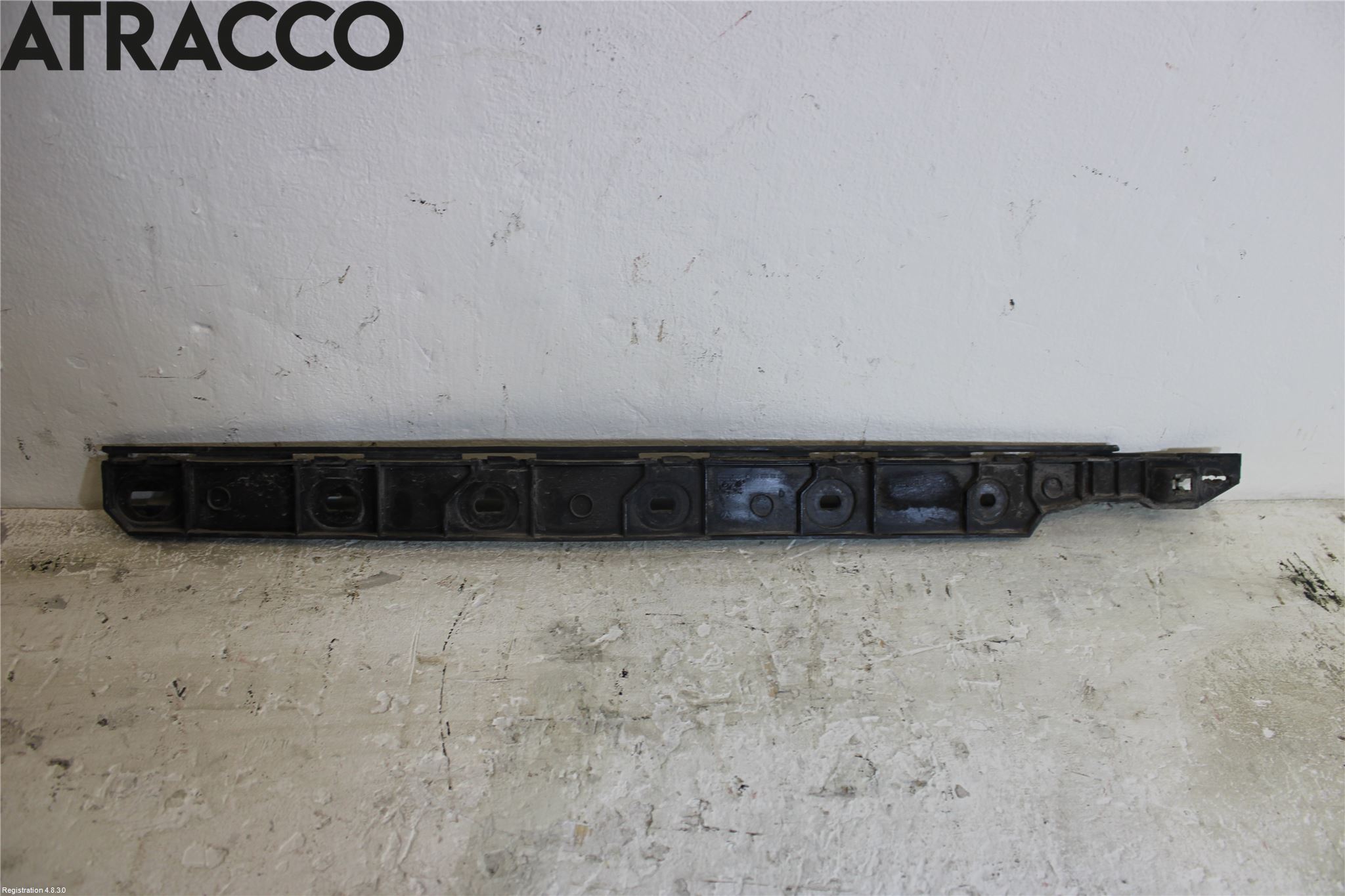 Mercedes-Benz MB VITO/VIANO (W639) 04-14 Støtfanger Bak Feste
