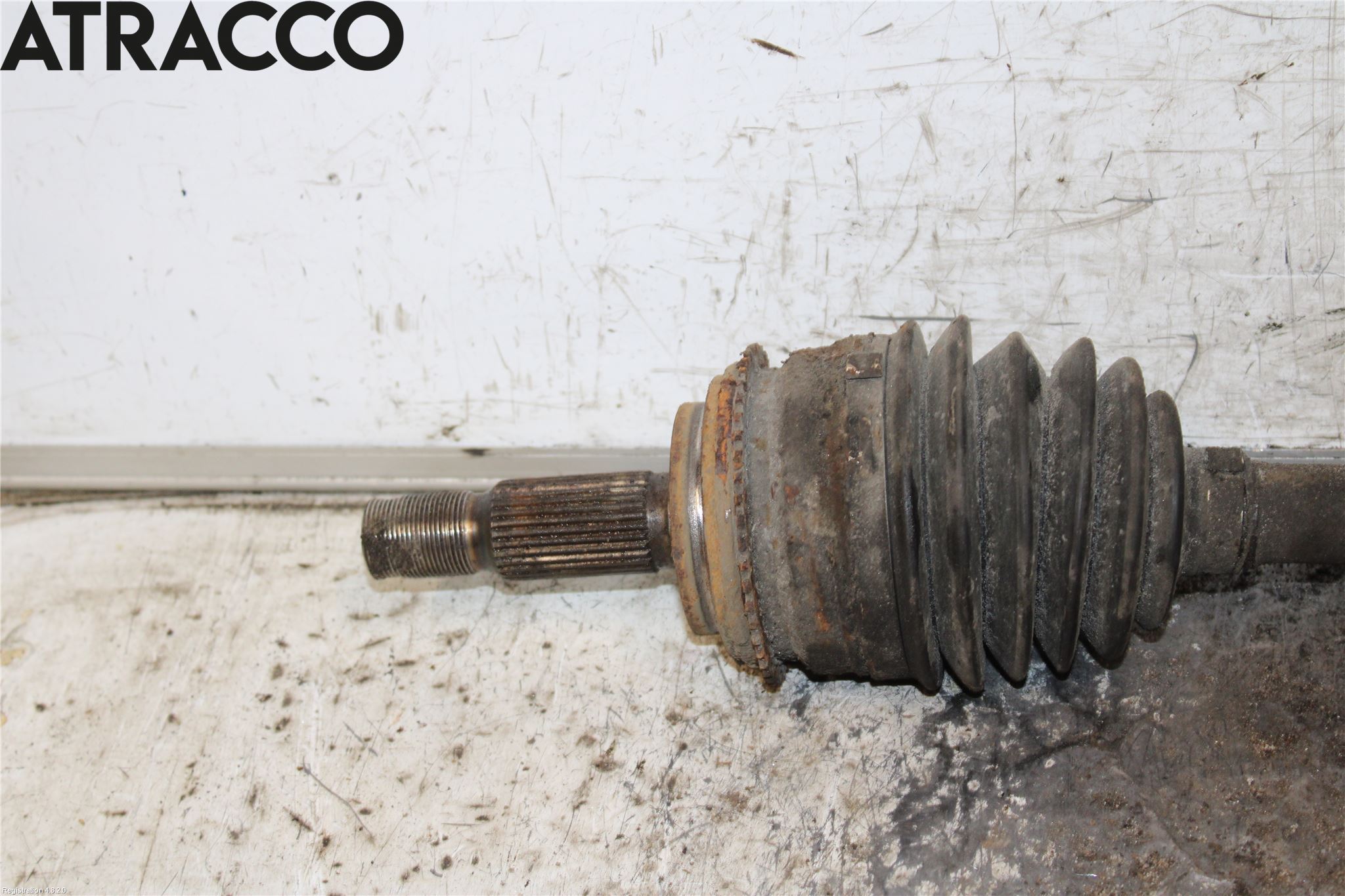 Mitsubishi PAJERO 06-15 Drivaksel Foran Kompl Venstre