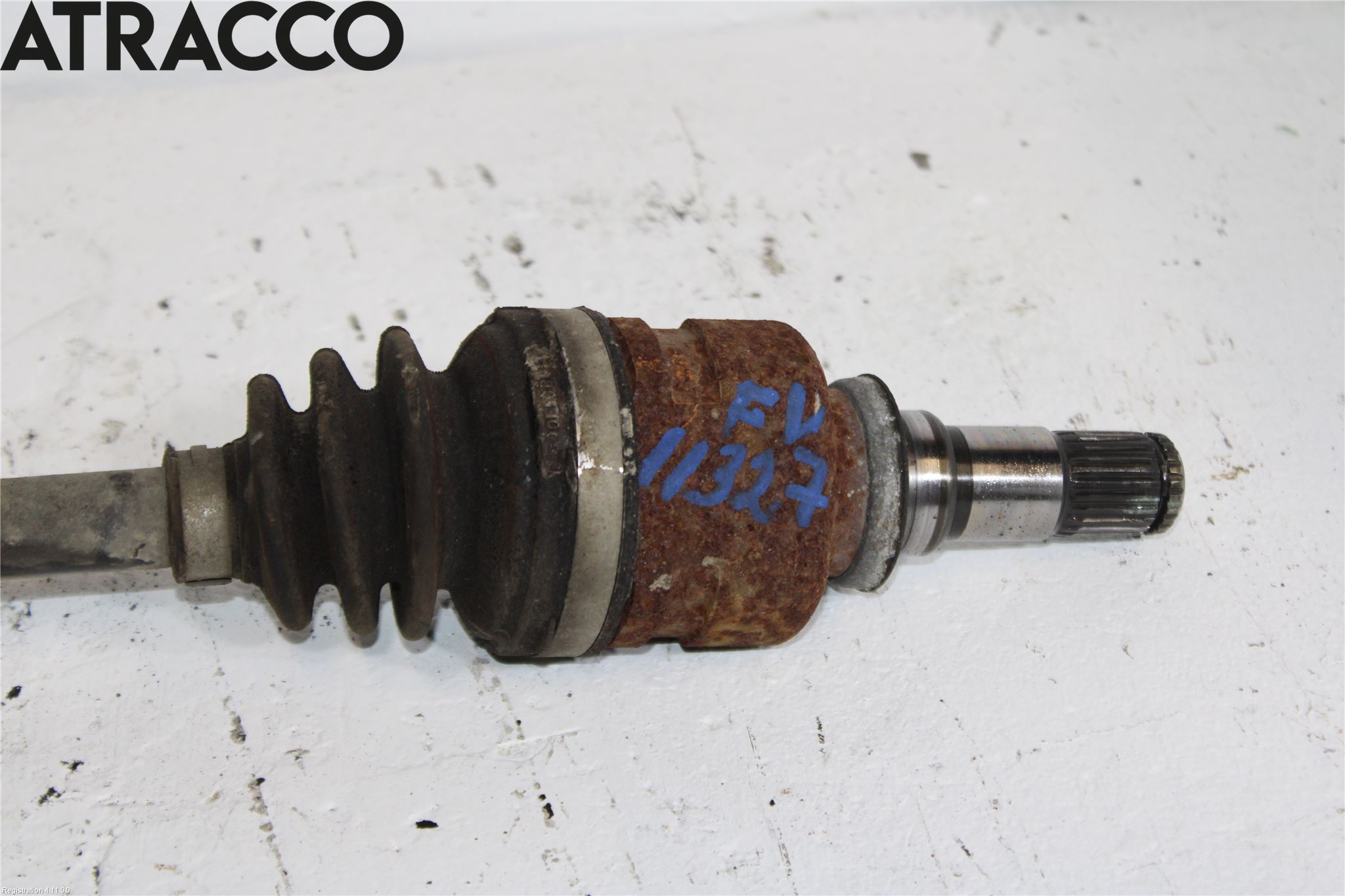 Toyota YARIS XP90 06-11 Drivaksel Foran Kompl Venstre