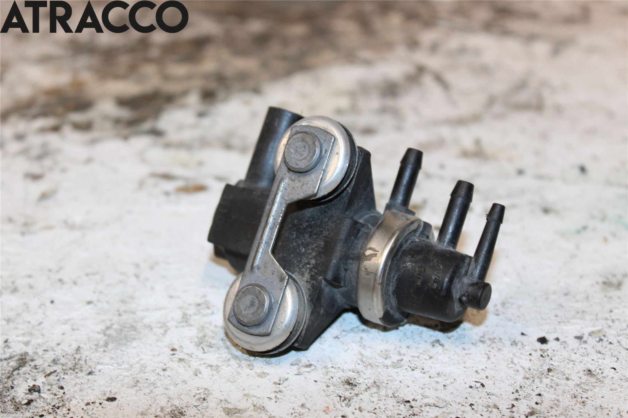 Volkswagen VW GOLF V 04-09 Vacuumventil