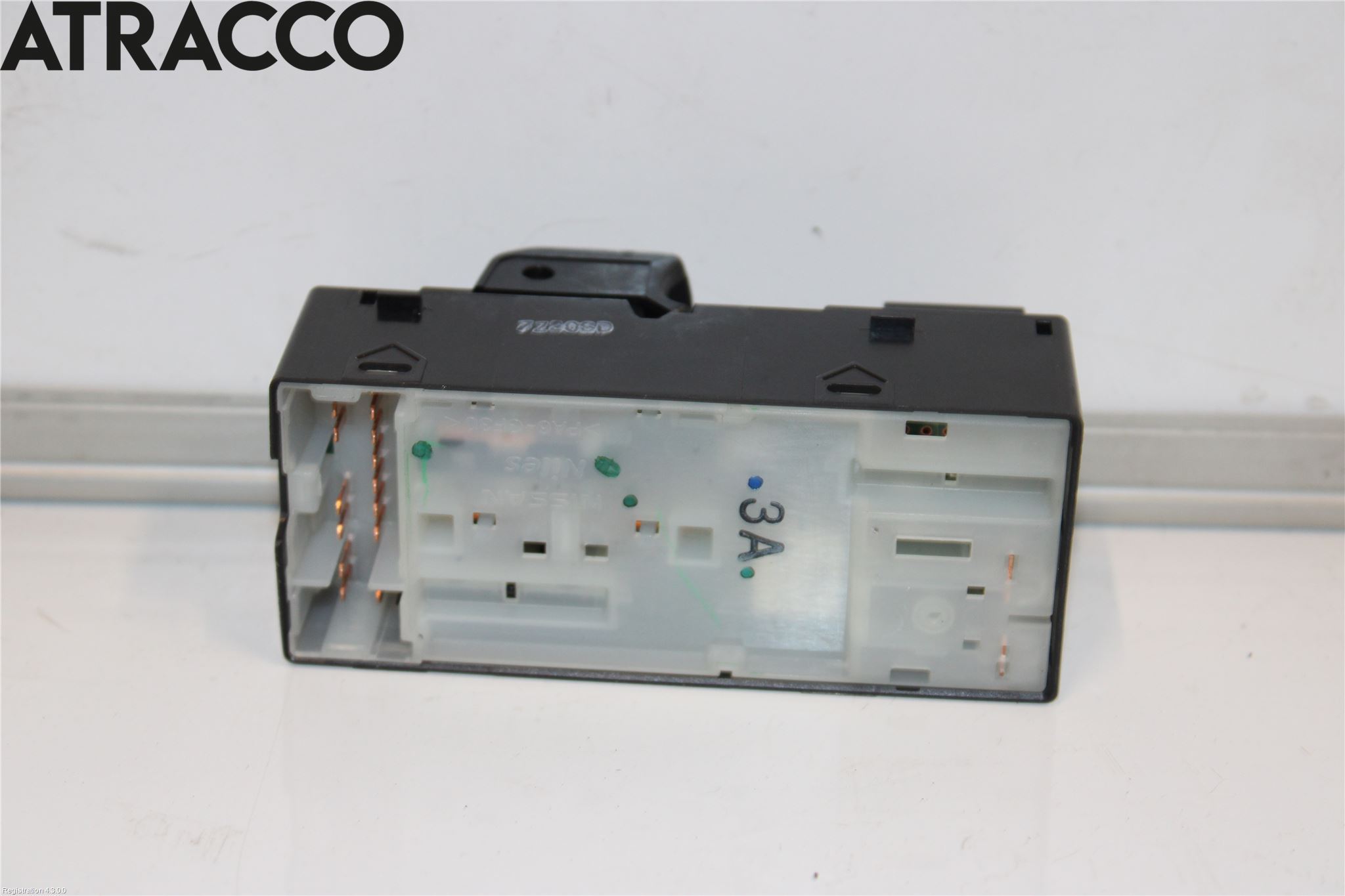 Nissan E-NV200/EVALIA Bryter Vindusheis