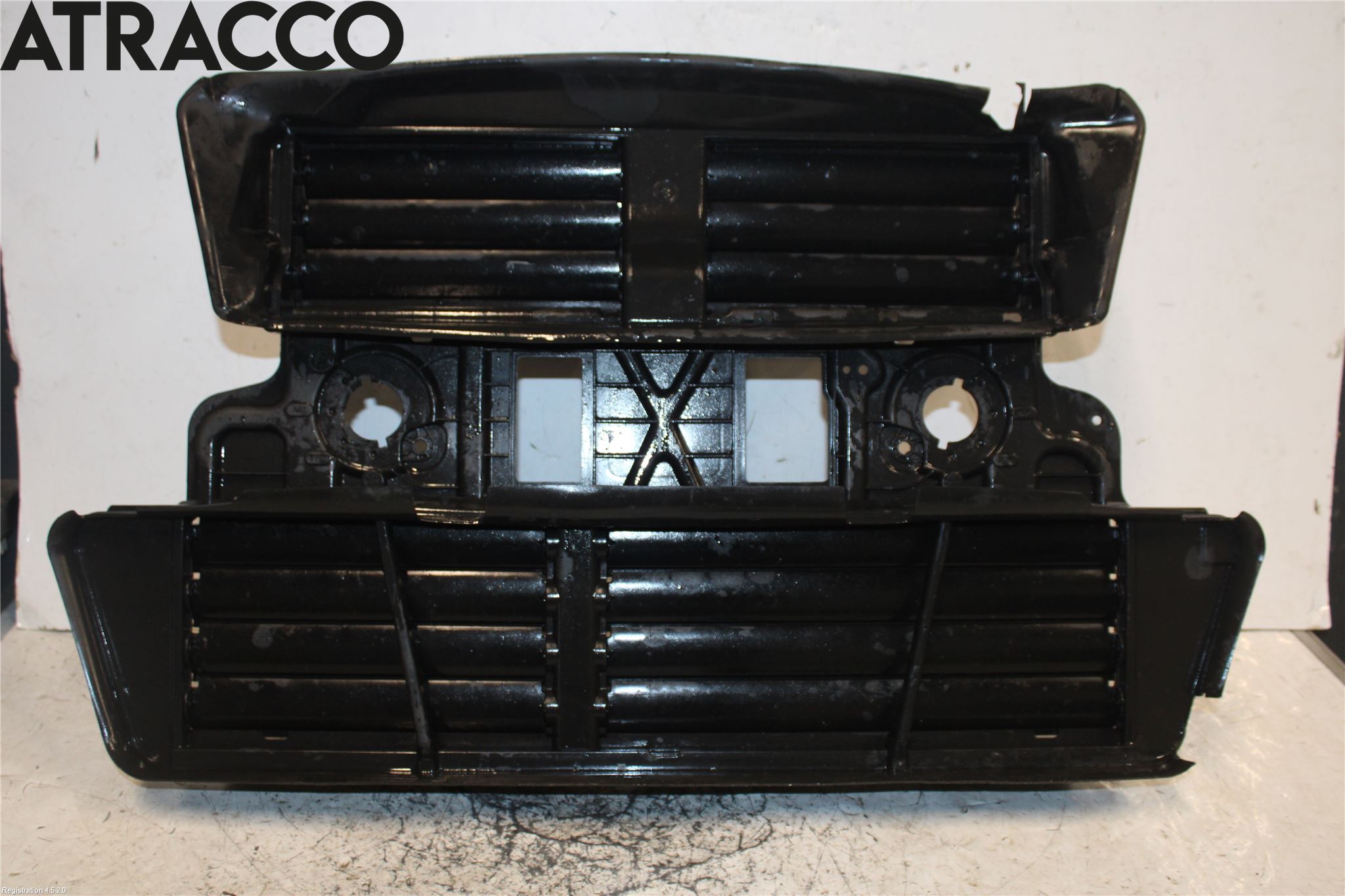 Ford TRANSIT/TOURNEO CONNECT 13-22 Radiator Feste - Ramme - Bjelk