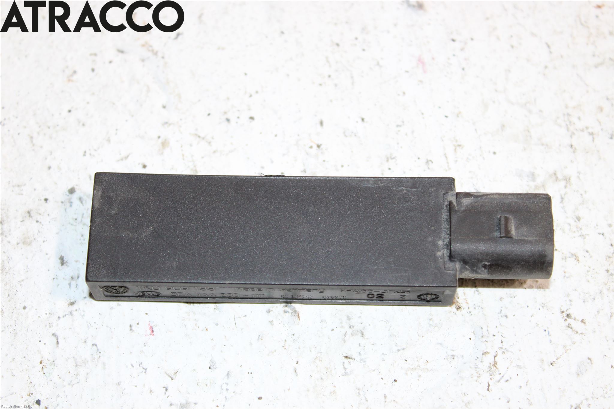 Volkswagen VW PASSAT 11-14 Antenn El