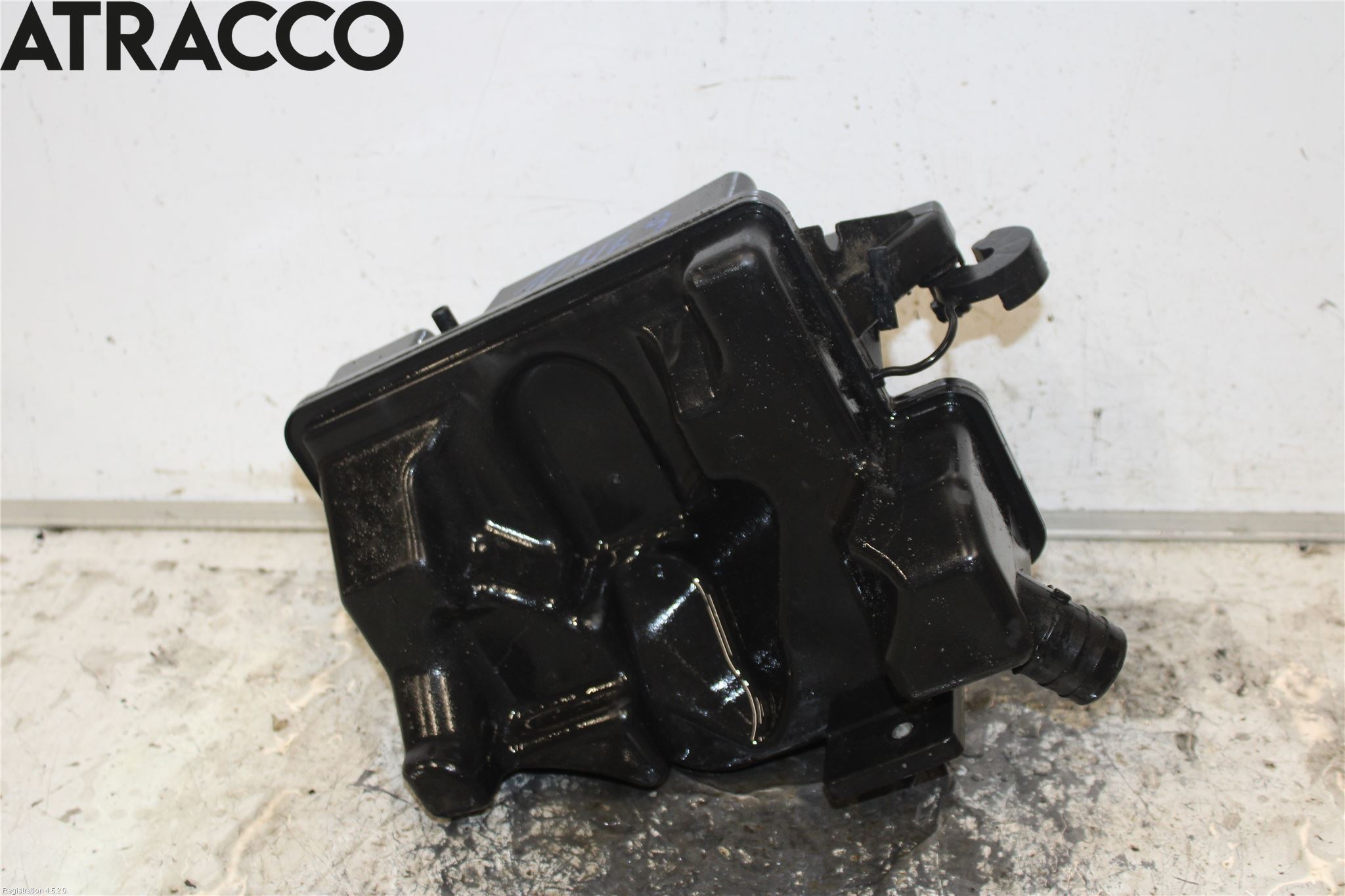 Skoda FABIA 15-21 Spylerbeholder Frontrute-Lykte