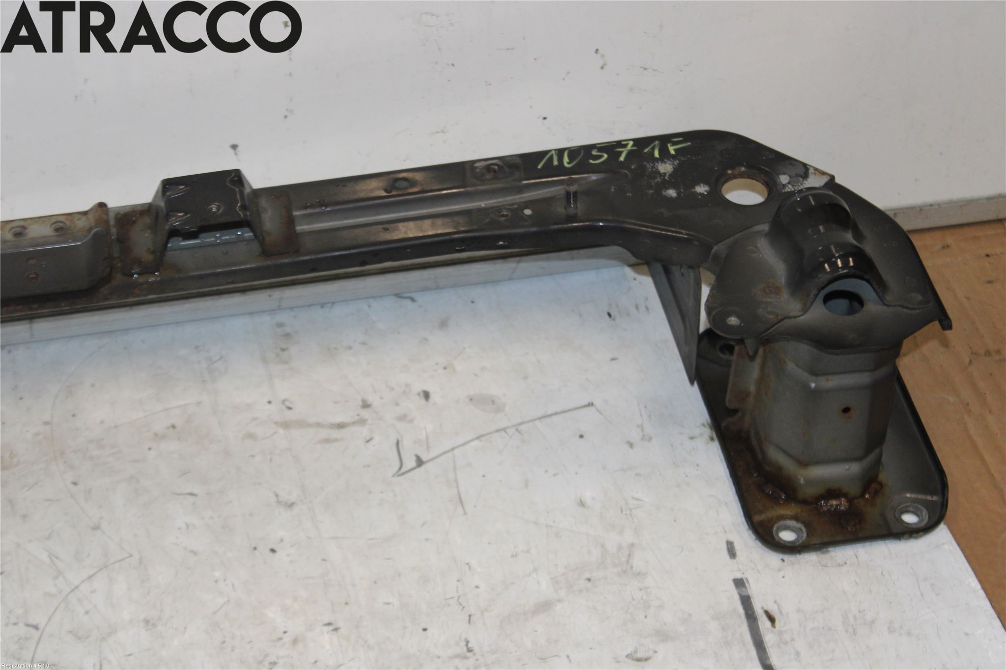 Mitsubishi OUTLANDER 07-12 Støtfanger Foran Bjelke