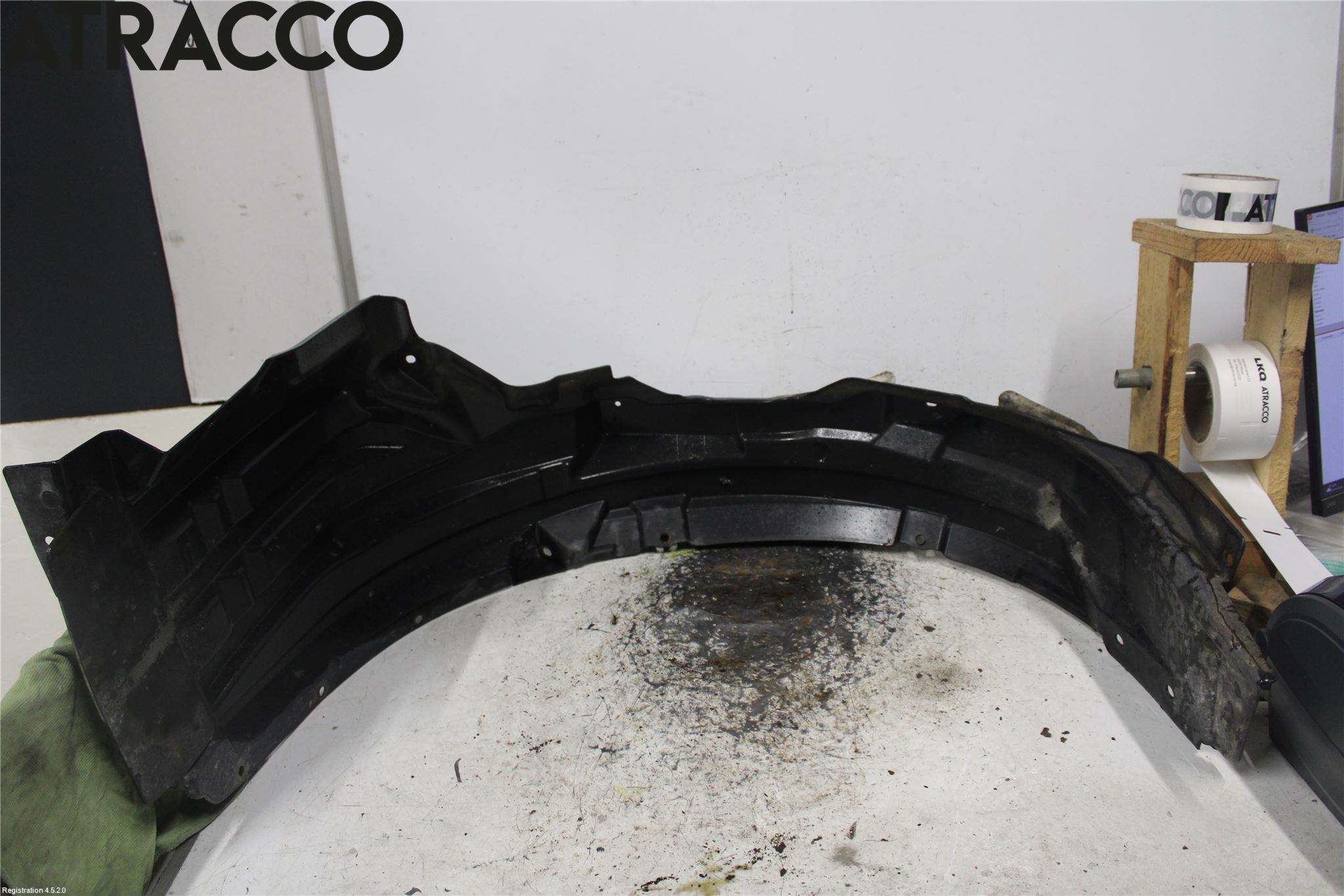 Mitsubishi OUTLANDER 13-21 Skjerm Indre