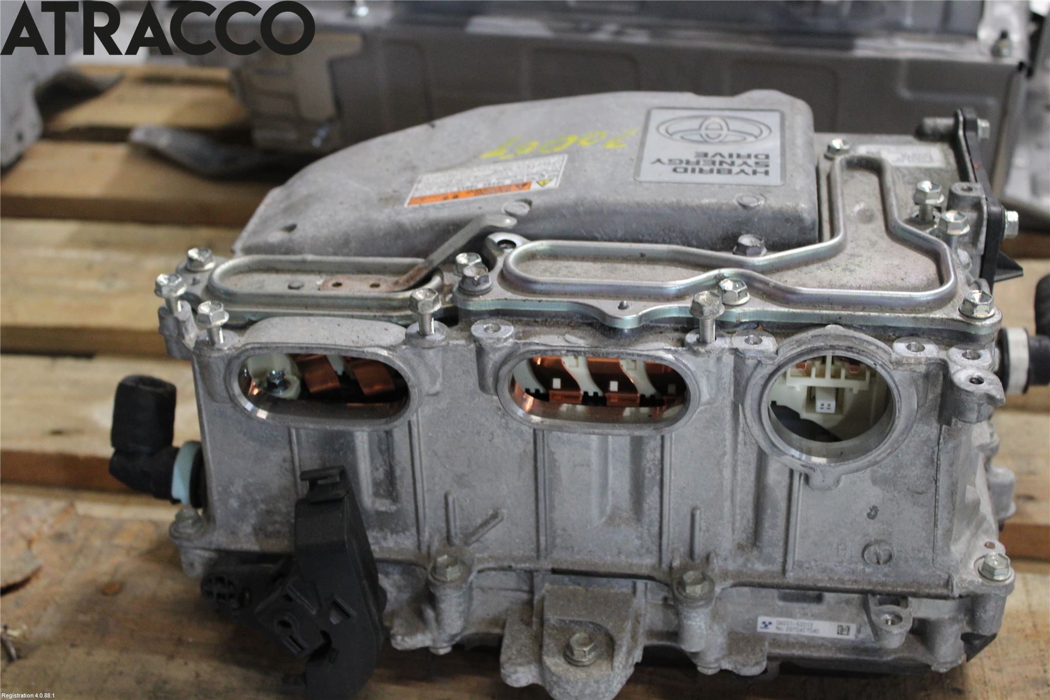 Toyota YARIS XP130 15-20 Hybridconverter