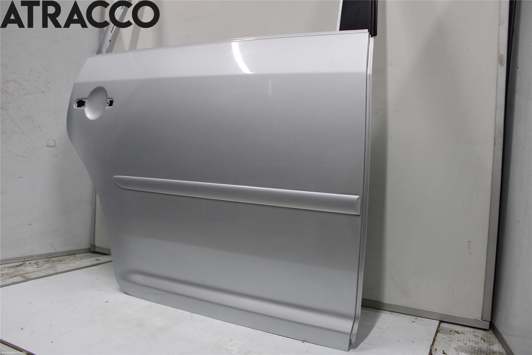 Volkswagen VW TOURAN 03-10 Dør 4D Bak Høyre