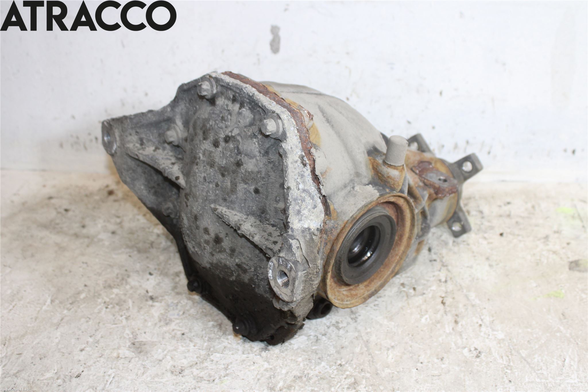 Mercedes-Benz MB E-KLASS (W212) 09-16 Bakaksel Kardang Bak -Diff