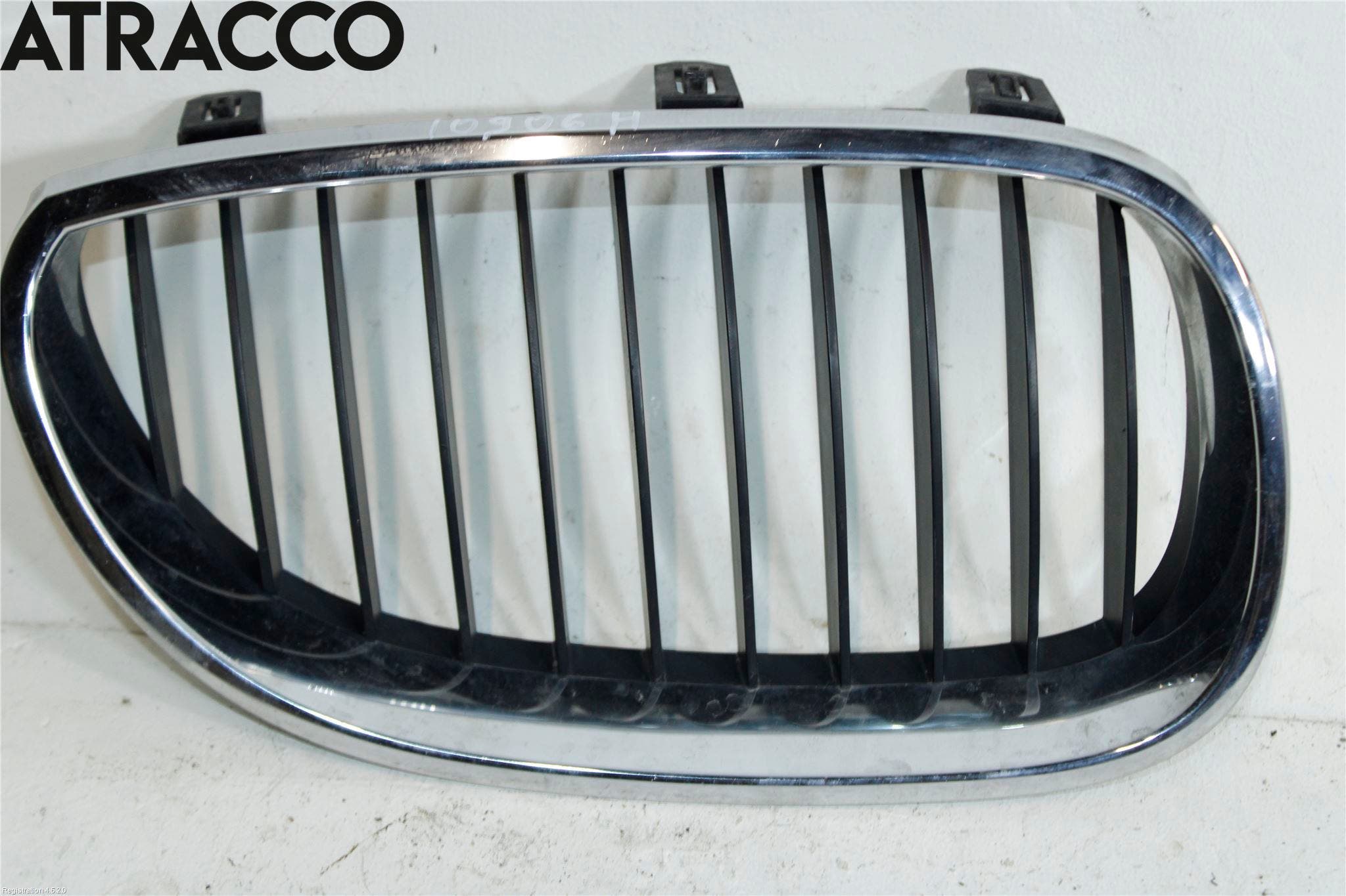 BMW 5 E60/61 Sed/Tou 02-10 Grilldel Høyre