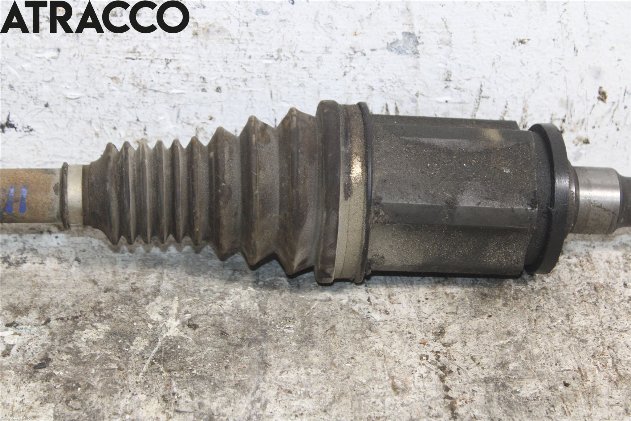 BMW 5 F10/F11/F18 09-17 Drivaksel Foran Kompl Høyre