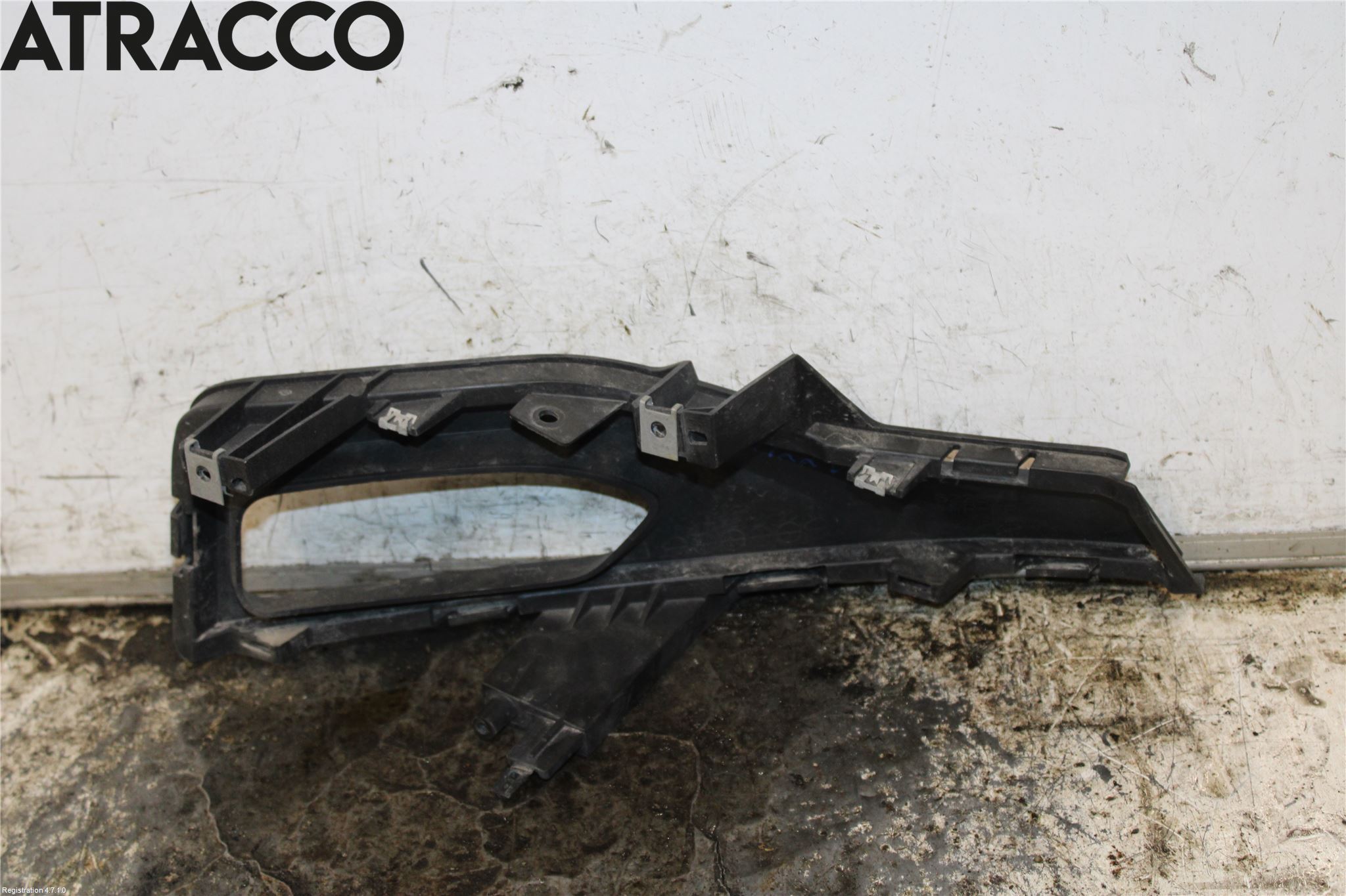 Nissan LEAF 18- Frontlykt Kurve-Tåkelys Ramme