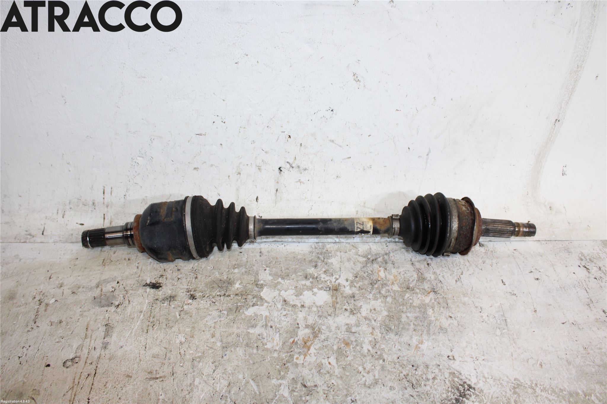 Toyota YARIS XP130 15-20 Drivaksel Foran Kompl Venstre