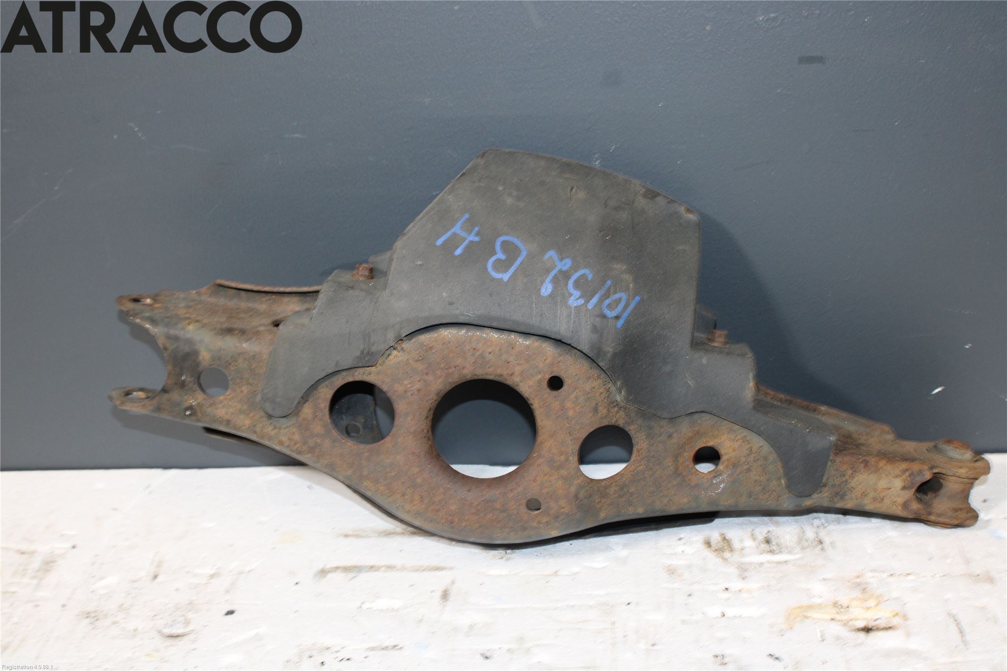 Toyota RAV 4 06-12 Bærearm Bak Høyre