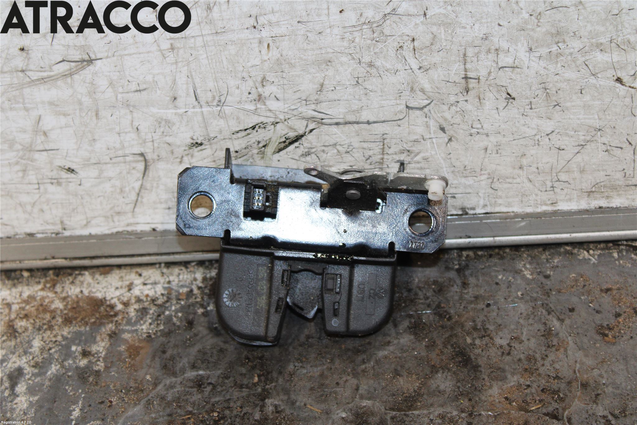 Volkswagen VW CADDY 11-15 Bakluke-Lokk Låsekasse