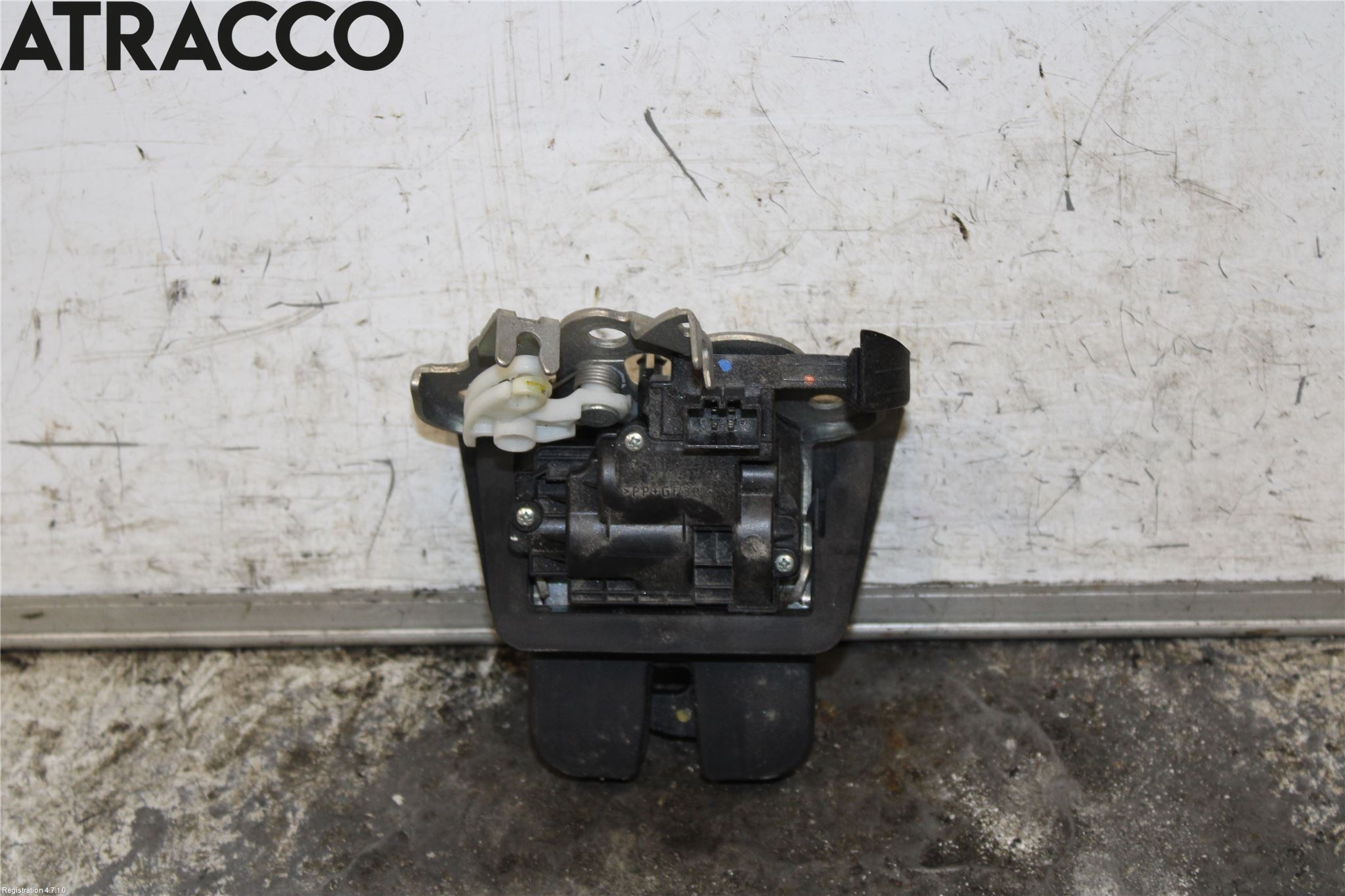 Audi A4/S4 08-11 Bakluke-Lokk Låsekasse