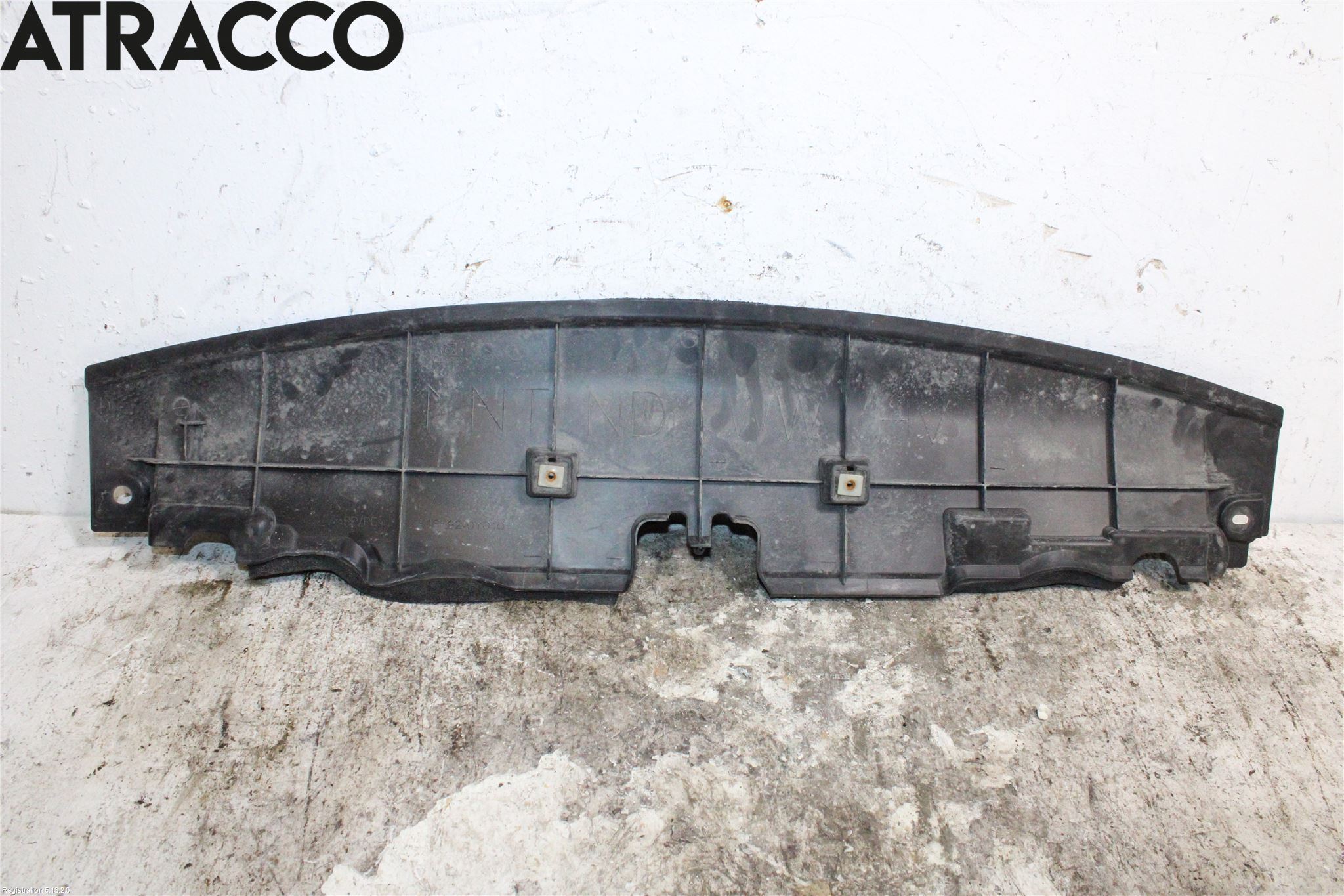 Toyota AURIS 13-19 Luftstyring Front