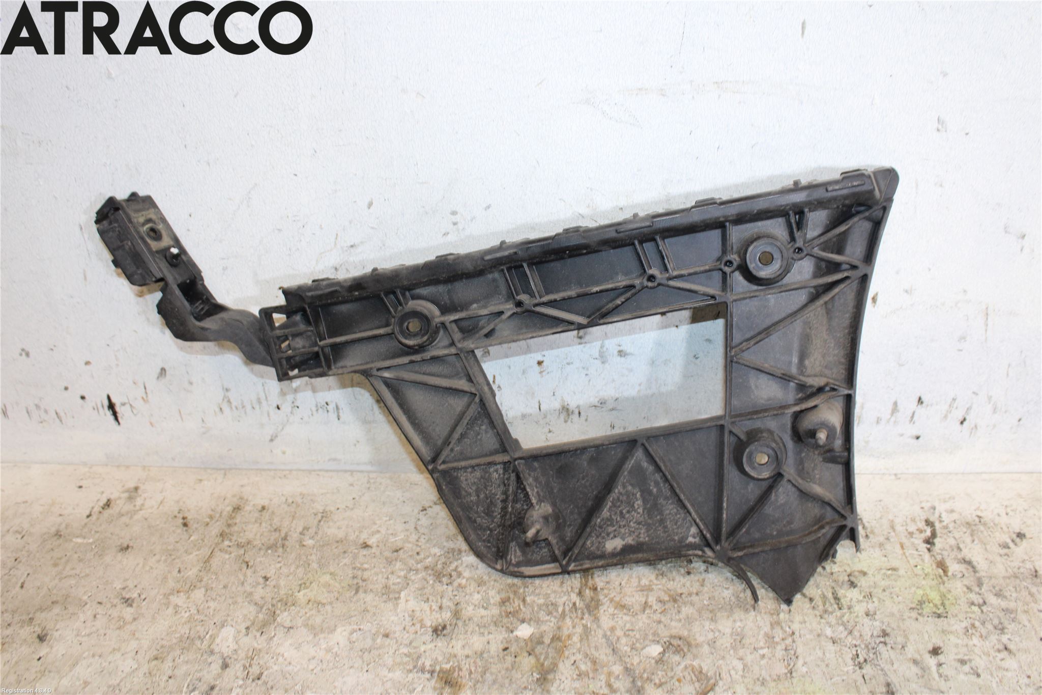 Audi A4 ALLROAD 09-16 Støtfanger Bak Feste