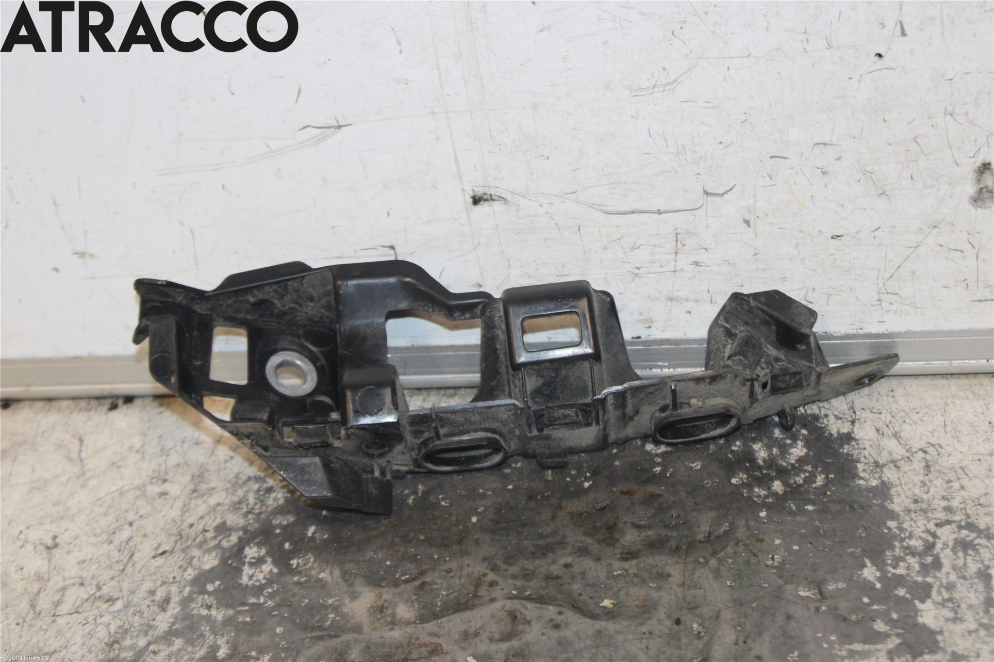 Volkswagen VW GOLF / E-GOLF VII 13-20 Støtfanger Bak Feste