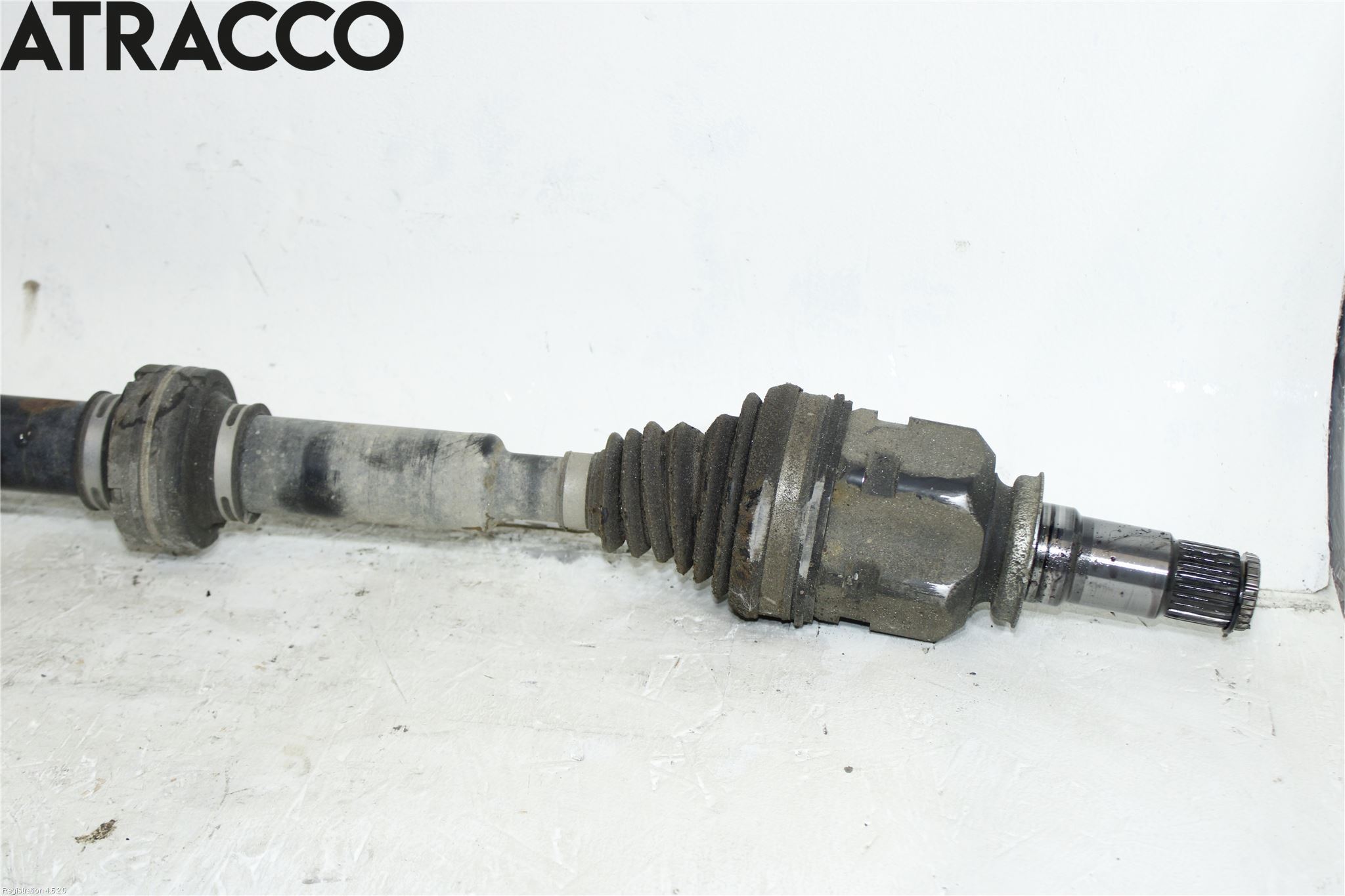 Toyota PRIUS+ ZVW40 12-20 Drivaksel Foran Kompl Høyre