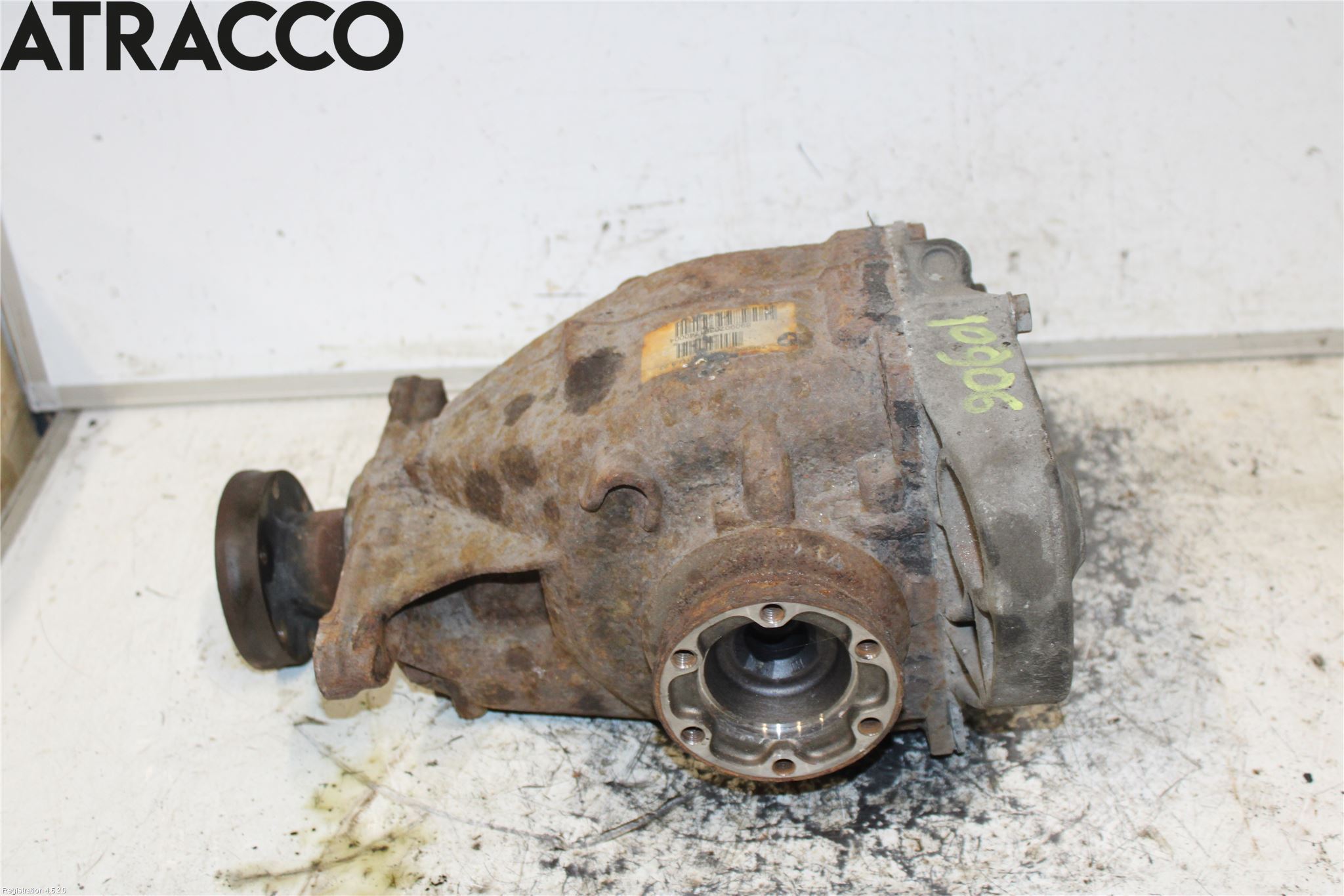 BMW 5 E60/61 Sed/Tou 02-10 Bakaksel Kardang Bak -Diff