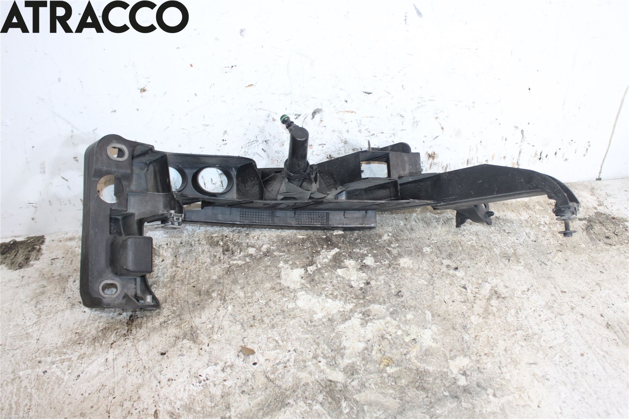 Audi A3/S3 05-13 Frontlykt Holder-Feste