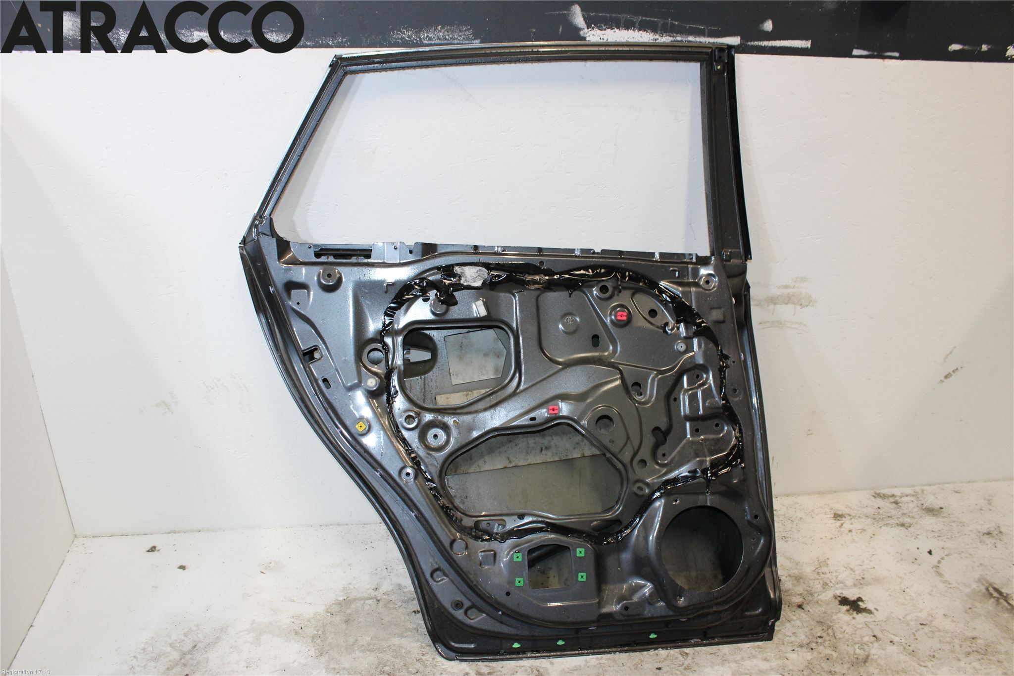 Toyota AVENSIS 09-15 Dør 4D Bak Venstre