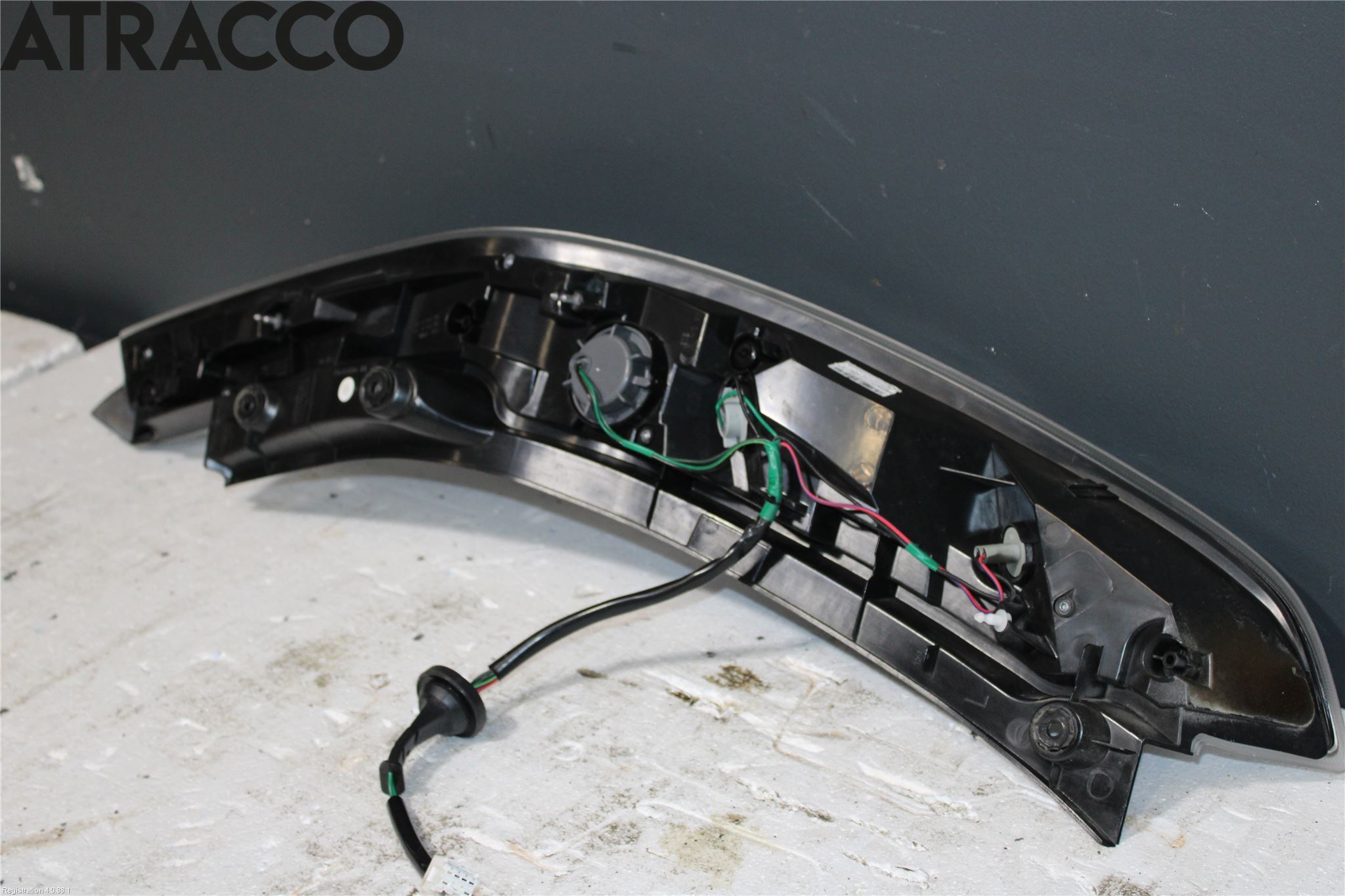 Nissan LEAF 11-17 Baklykt Venstre