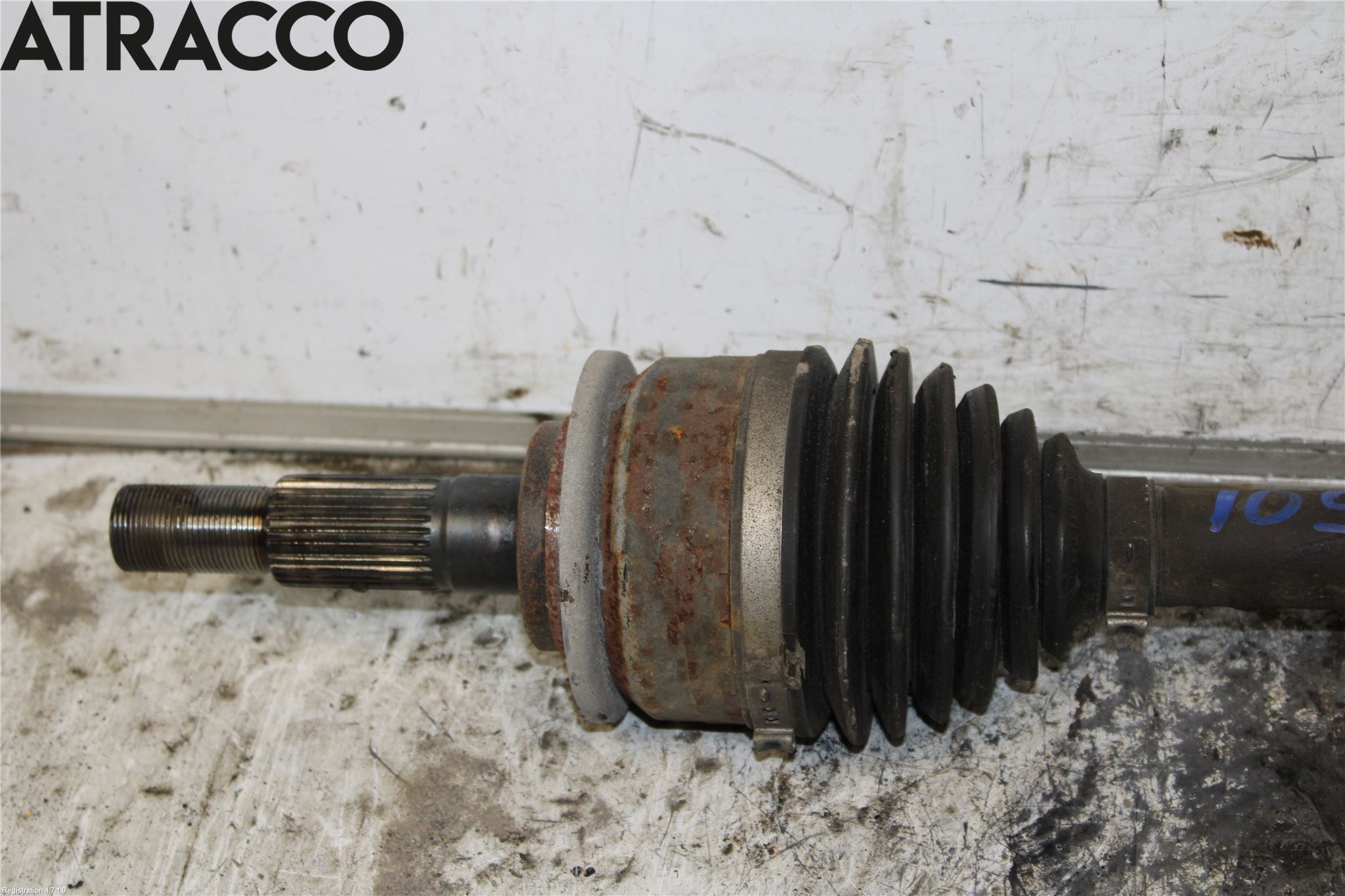 Volkswagen VW AMAROK T1 23- Drivaksel Foran Kompl Venstre