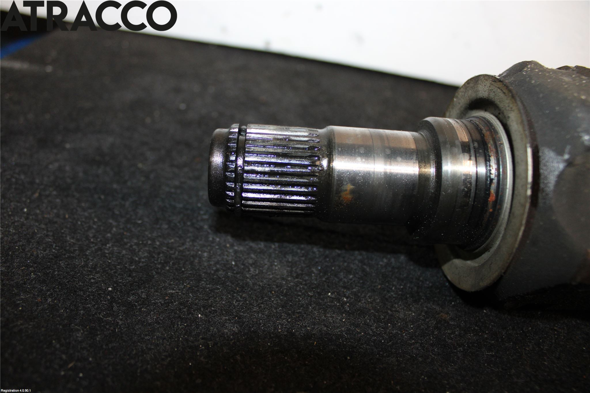 Toyota LANDCRUISER Drivaksel Foran Kompl Venstre